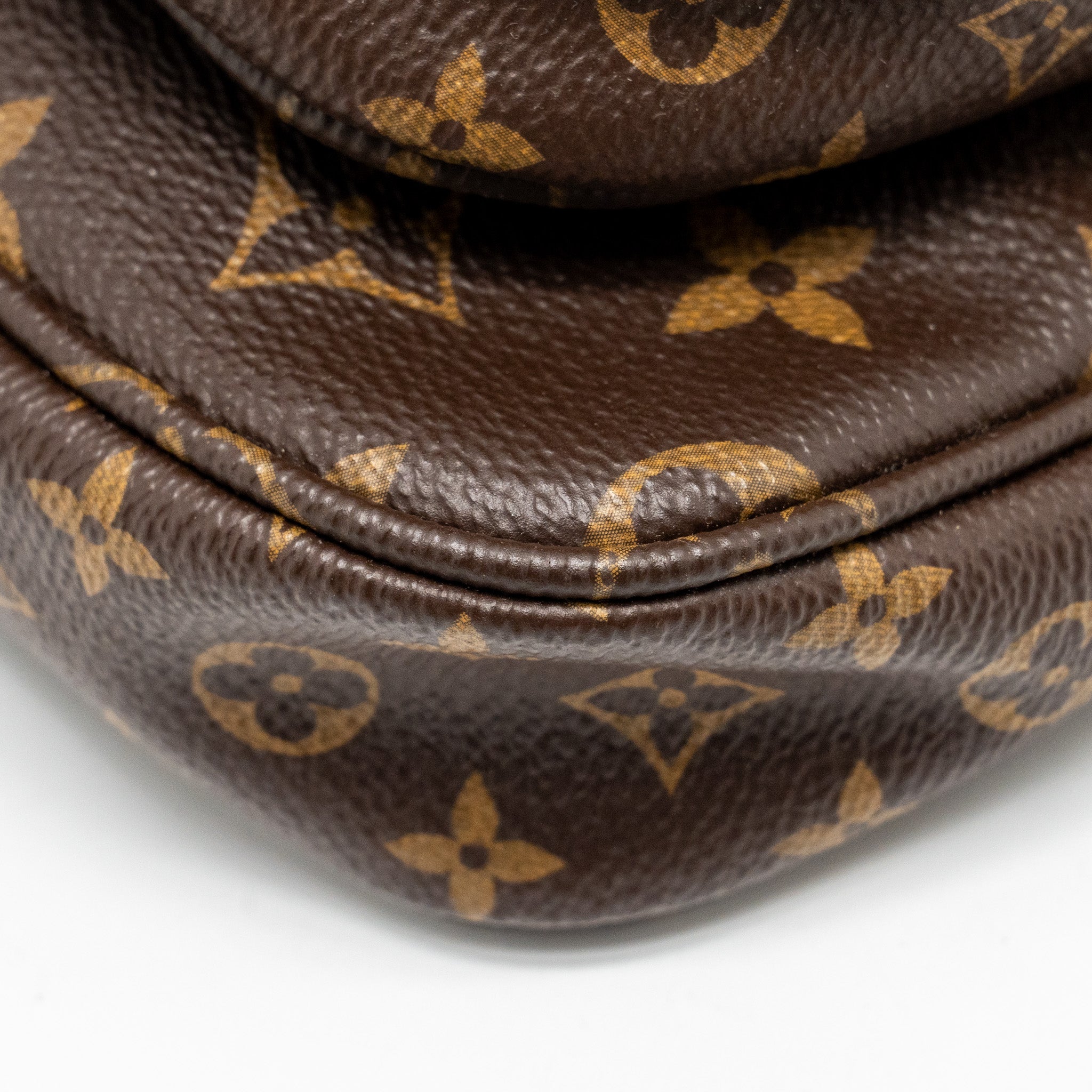 LOUIS VUITTON MULTI POCHETTE ACCESSORIES MONOGRAM CANVAS KHAKI GHW