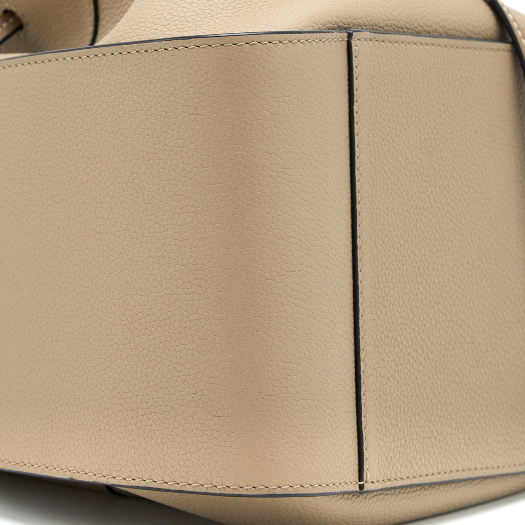 LOEWE SMALL HAMMOCK CALFSKIN SAND GHW