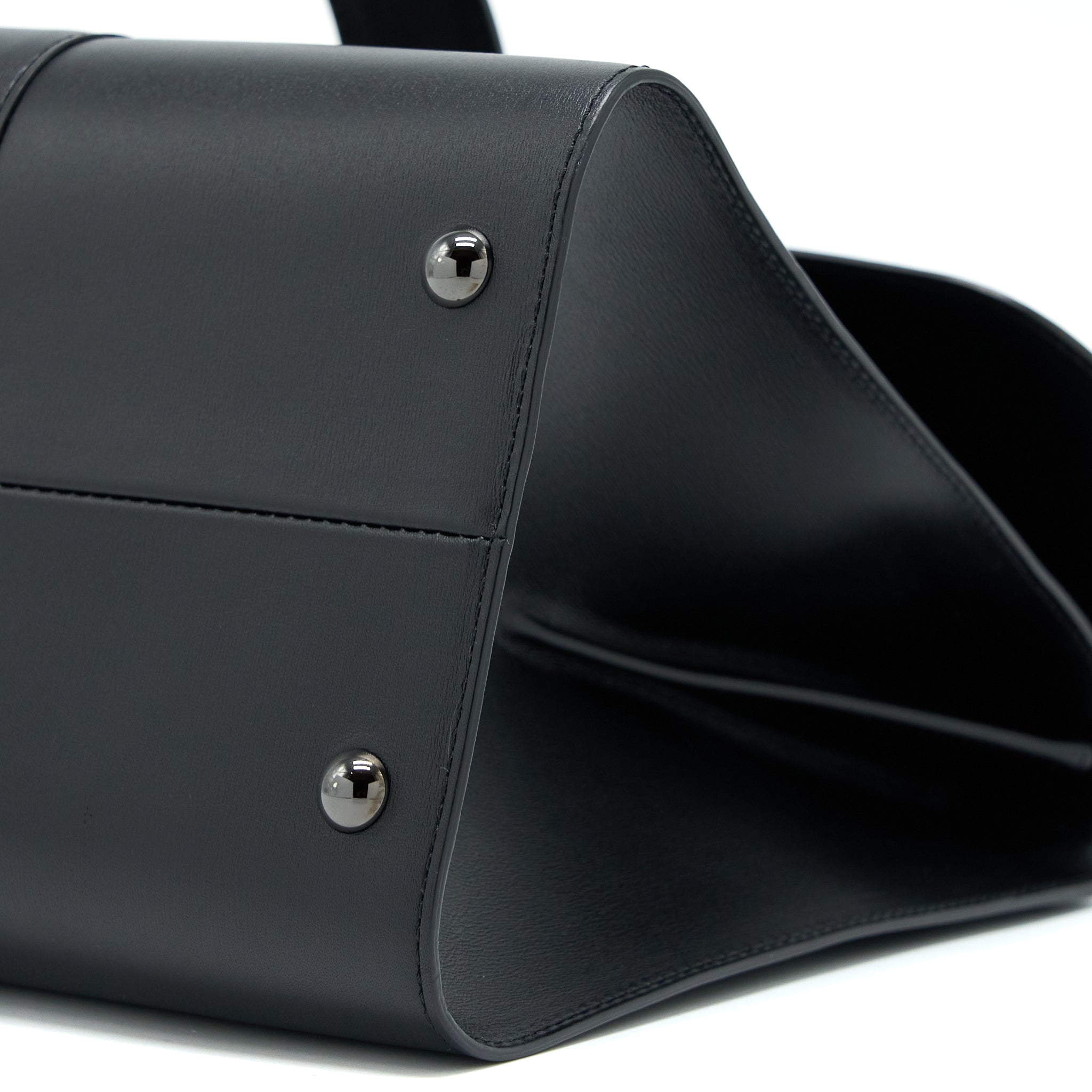 DELVAUX L’HUMOUR BRILLANT CECI N'EST PAS UN DELVAUX BAG BLACK