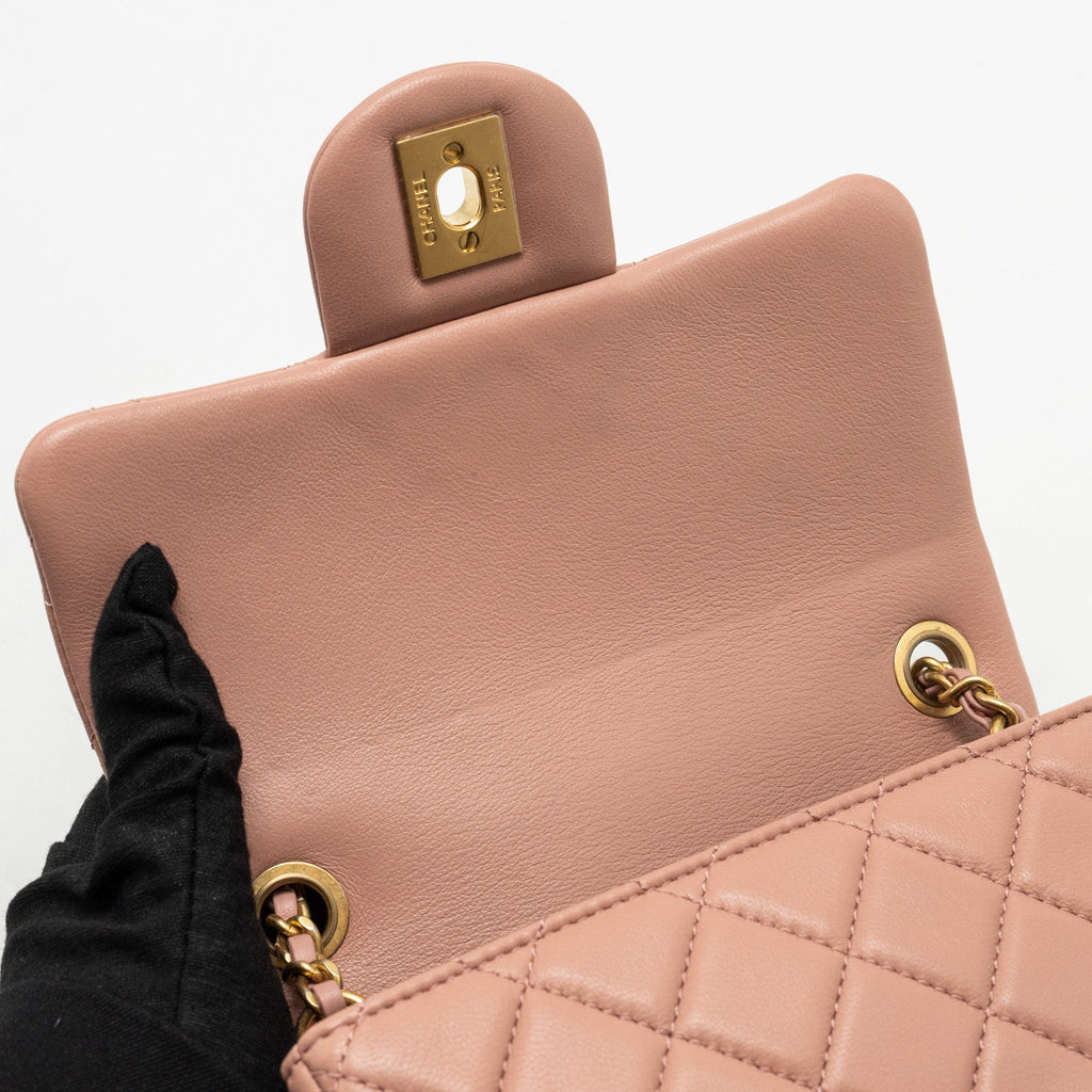CHANEL PEARL CRUSH MINI SQUARE FLAP BAG LAMBSKIN PINK GHW(MICROCHIP)