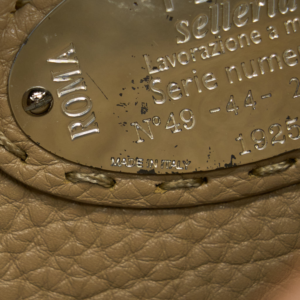 FENDI MEDIUM PEEKABOO TOTE BAG GRAINED CALFSKIN CARAMEL SHW