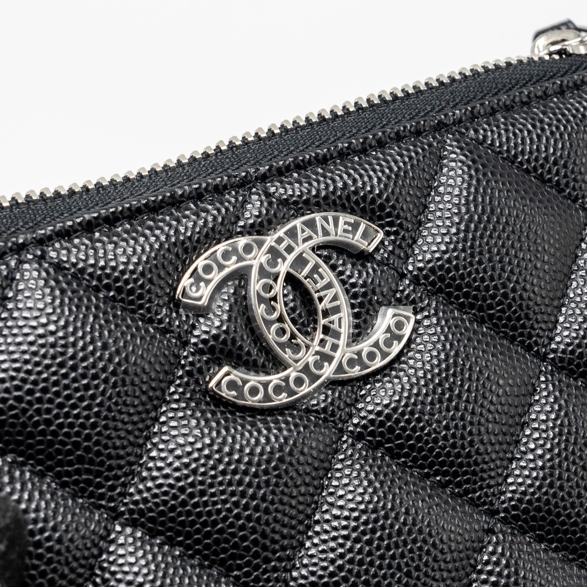 CHANEL COCO CHANEL ON CC LOGO MINI OCASE ZIP POUCH CAVIAR BLACK SHW (MICROCHIP)