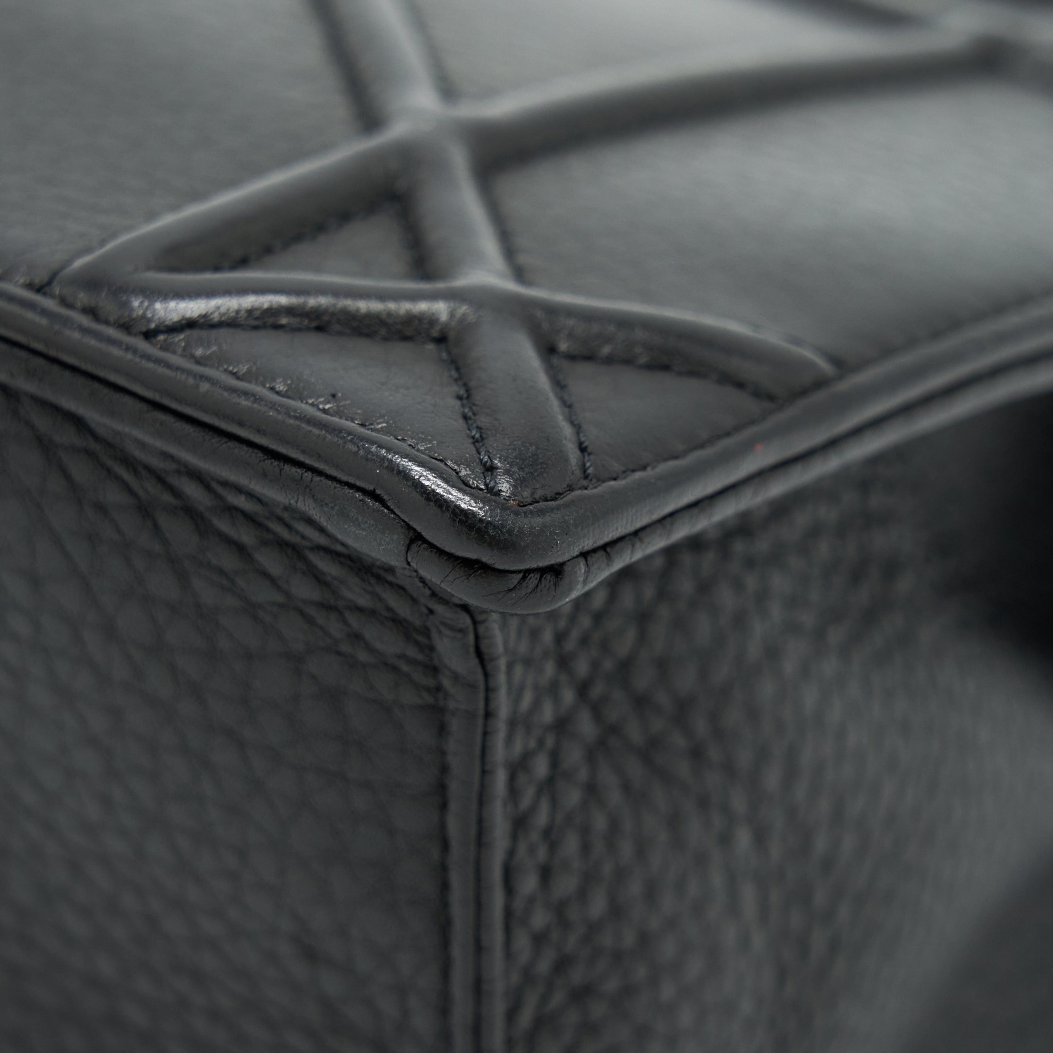 DIOR MEDIUM DIORAMA BLACK GHW