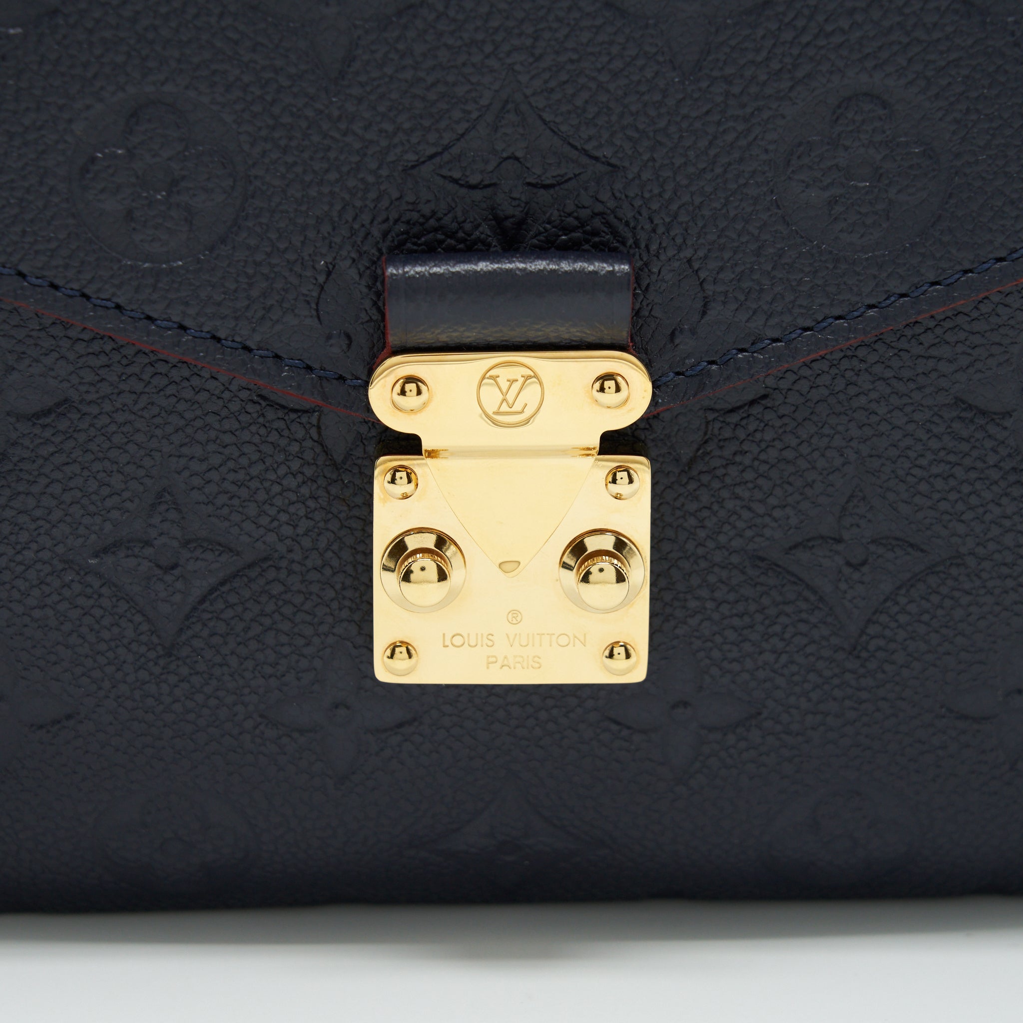 LOUIS VUITTON POCHETTE MÉTIS MONOGRAM EMPREINTE MARINE ROUGE GHW