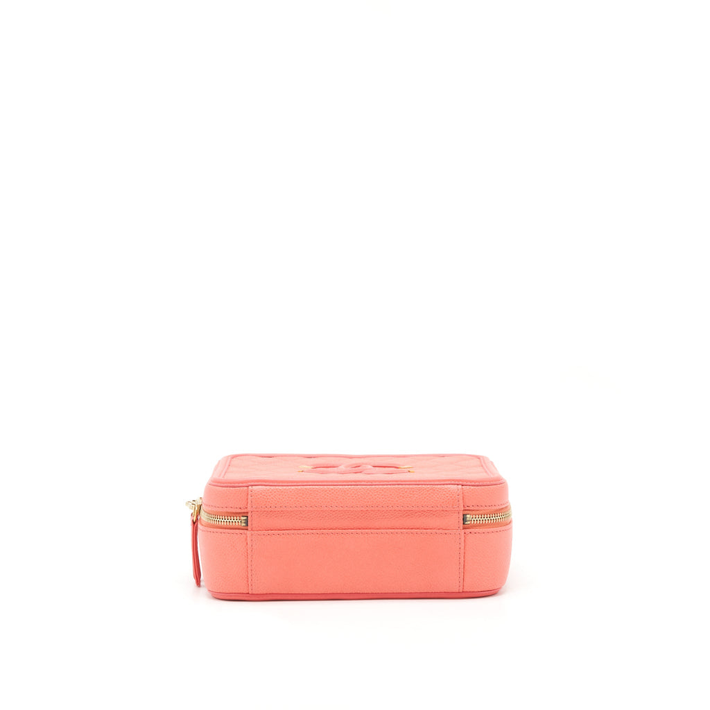 CHANEL VANITY CASE MEDIUM CAVIAR PINK GHW