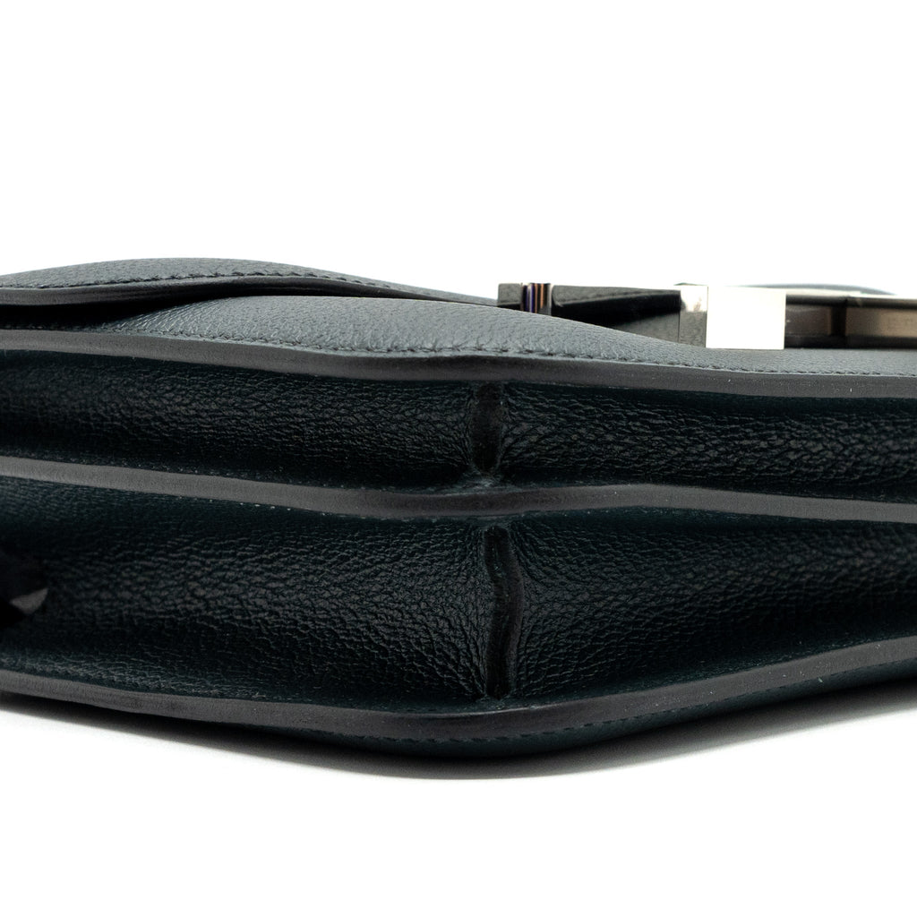 HERMES MINI CONSTANCE EVERCOLOR / ALLIGATOR BUCKLE VERT ROUSSEAU / VERT JADE SHW