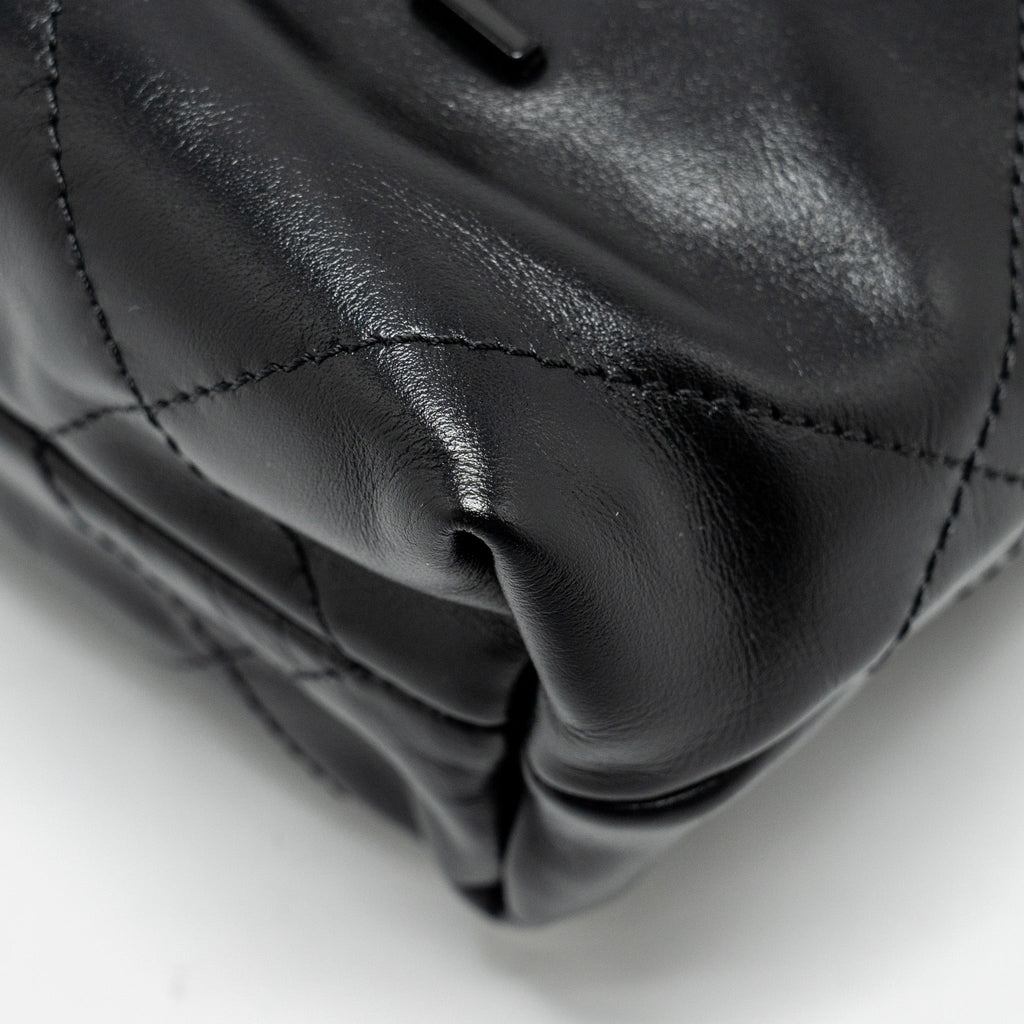 CHANEL MINI 22 BAG CALFSKIN SO BLACK (MICROCHIP)