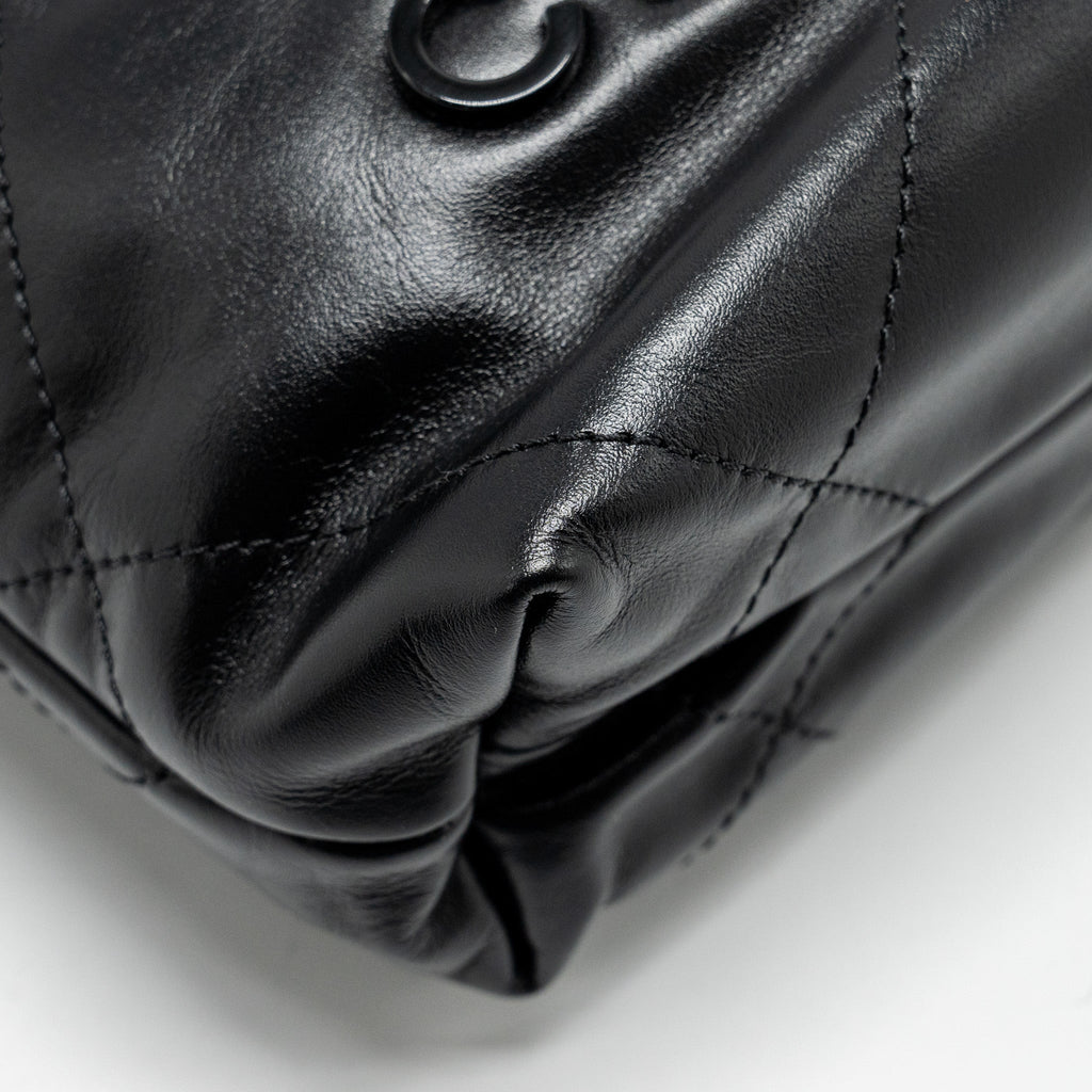 CHANEL MINI 22 BAG CALFSKIN SO BLACK (MICROCHIP)