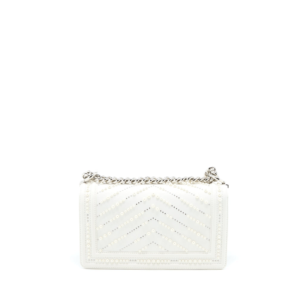 CHANEL MEDIUM BOY BAG CHEVRON LIMITED LAMBSKIN WITH PEARL WHITE SHW