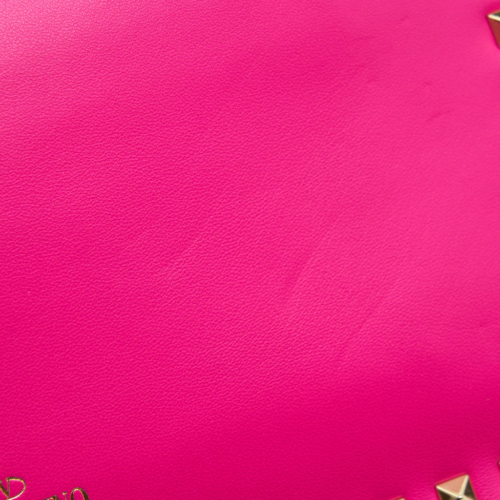 VALENTINO ROCKSTUD CLUTCH PINK GHW