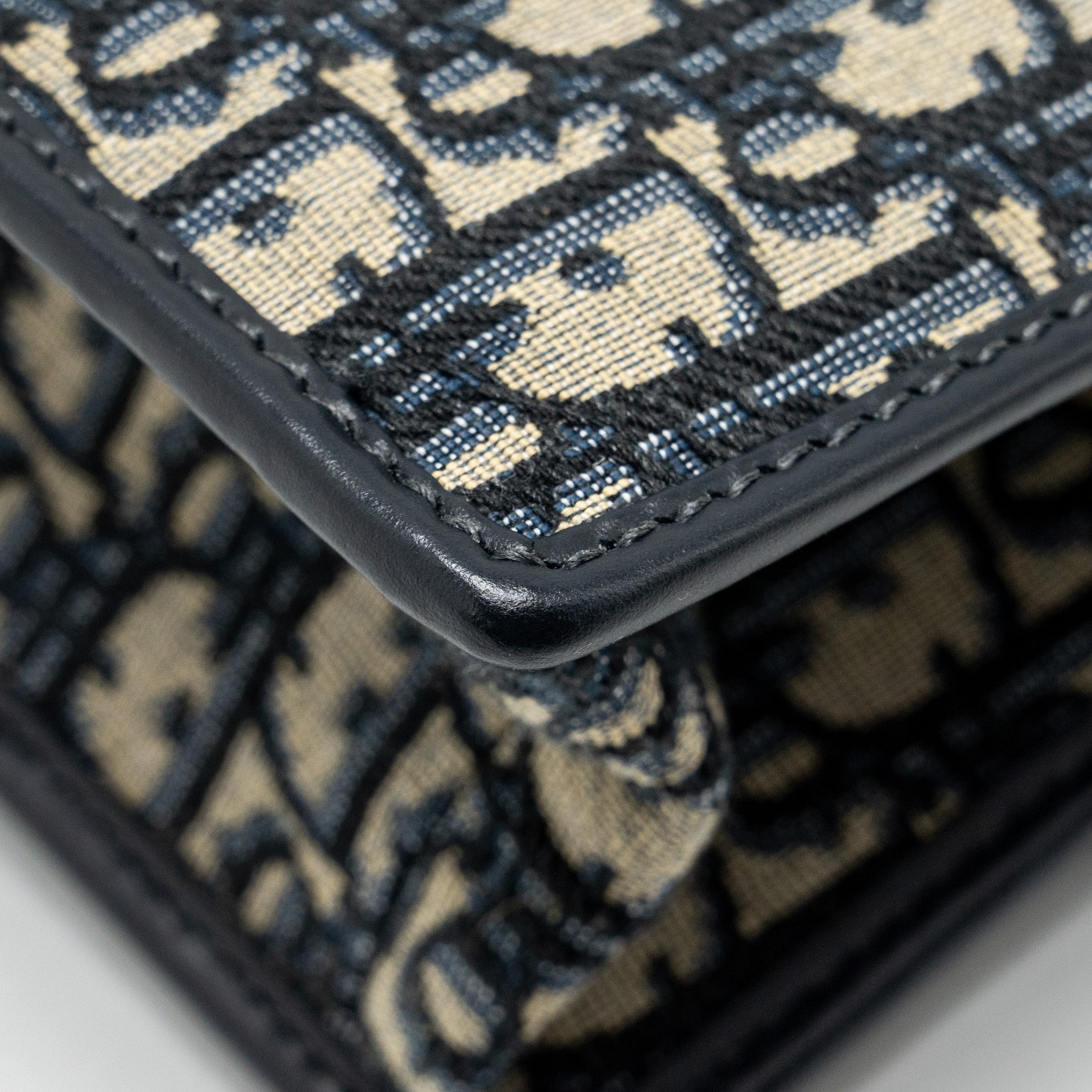 DIOR 30 MONTAIGNE CHAIN BAG OBLIQUE JACQUARD BLUE GHW