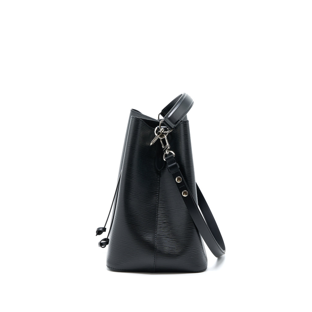 LOUIS VUITTON NEONOE EPI BLACK SHW