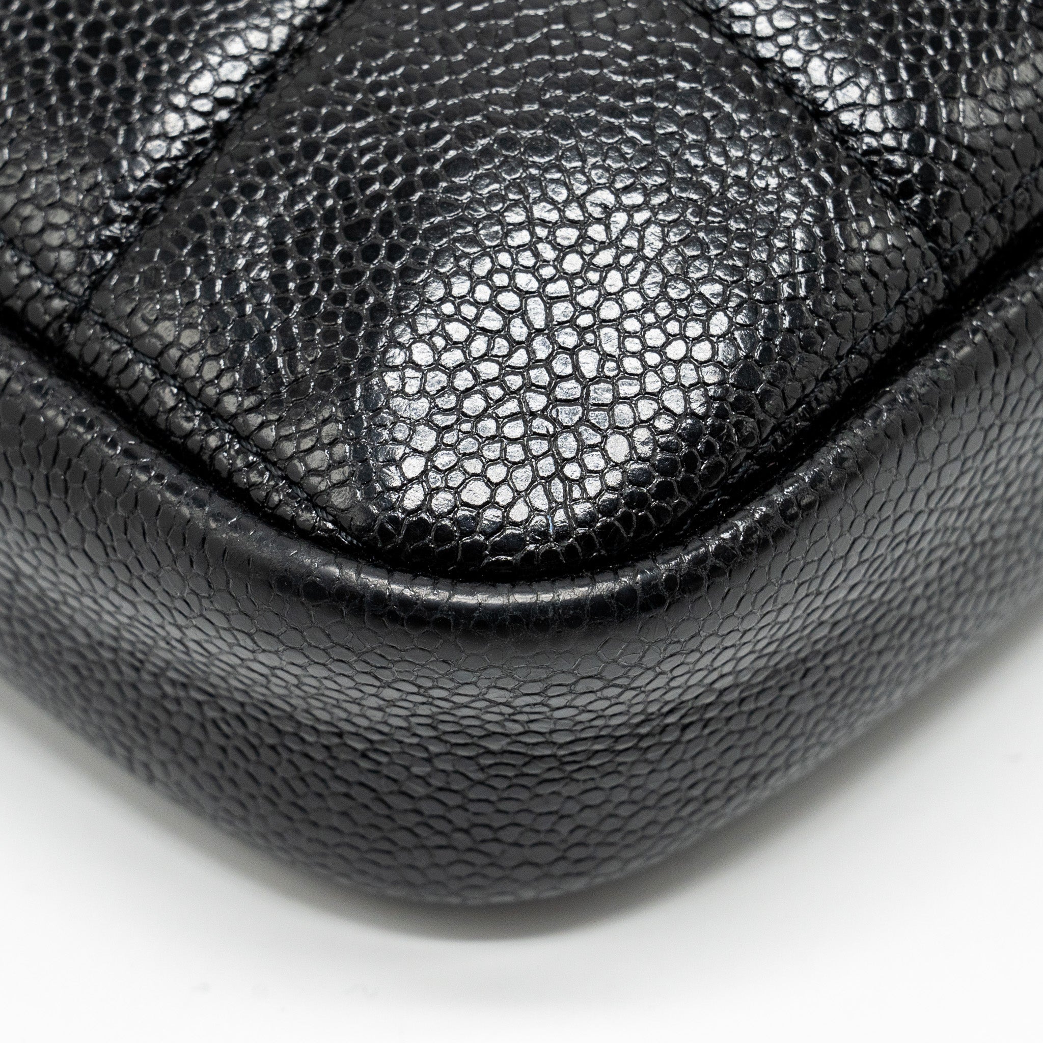 CHANEL QUILTED SHAPE CHAIN BAG CAVIAR BLACK GHW