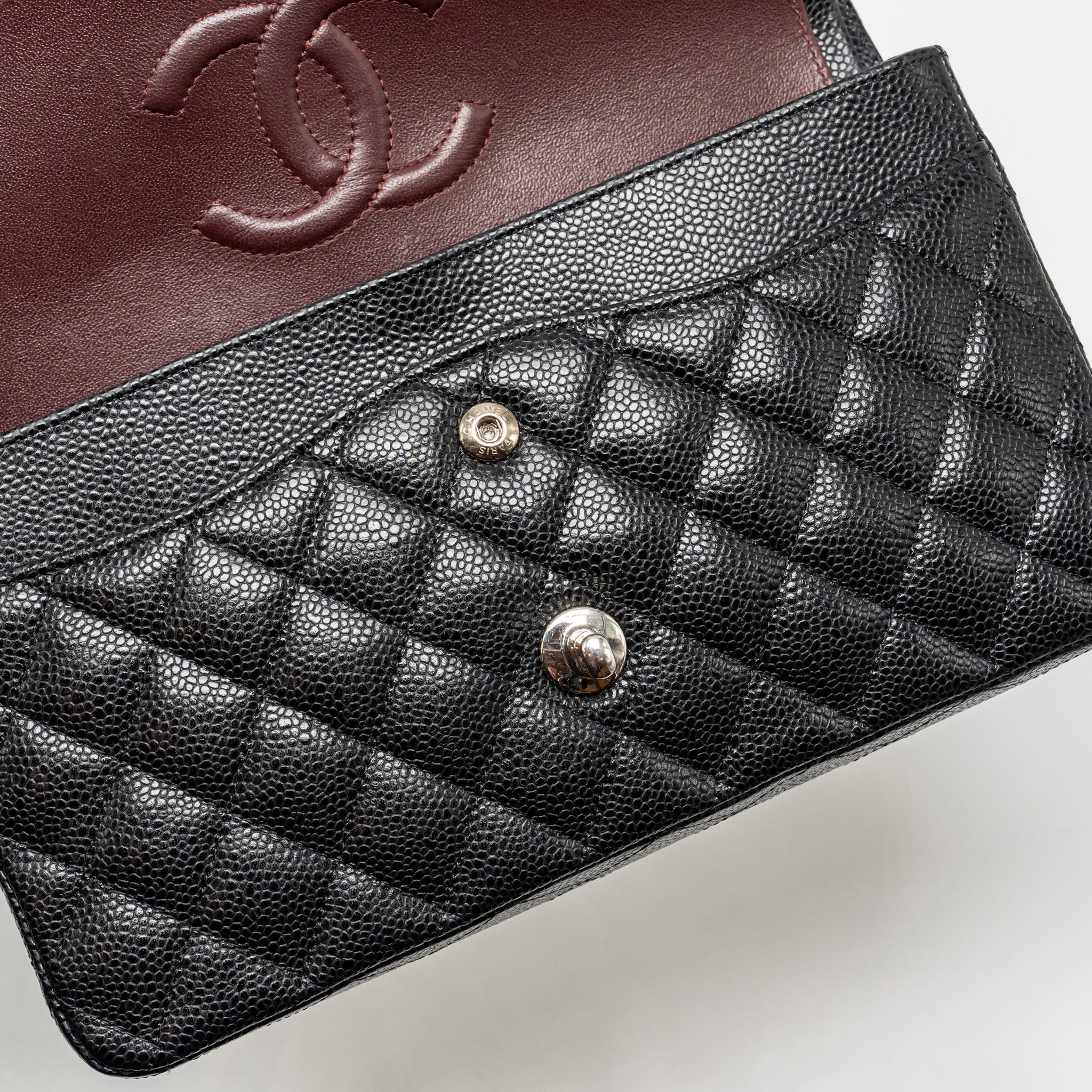 CHANEL MEDIUM CLASSIC DOUBLE FLAP BAG CAVIAR BLACK SHW (MICROCHIP)