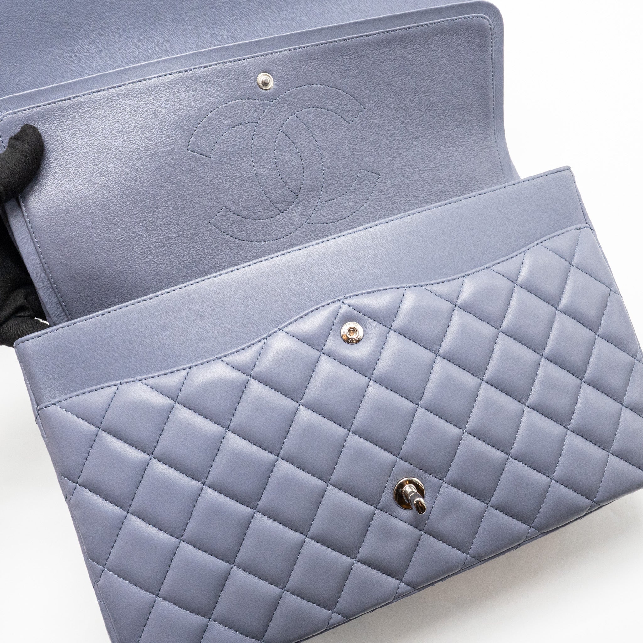 CHANEL MAXI CLASSIC DOUBLE FLAP BAG LAMBSKIN LIGHT PURPLE SHW