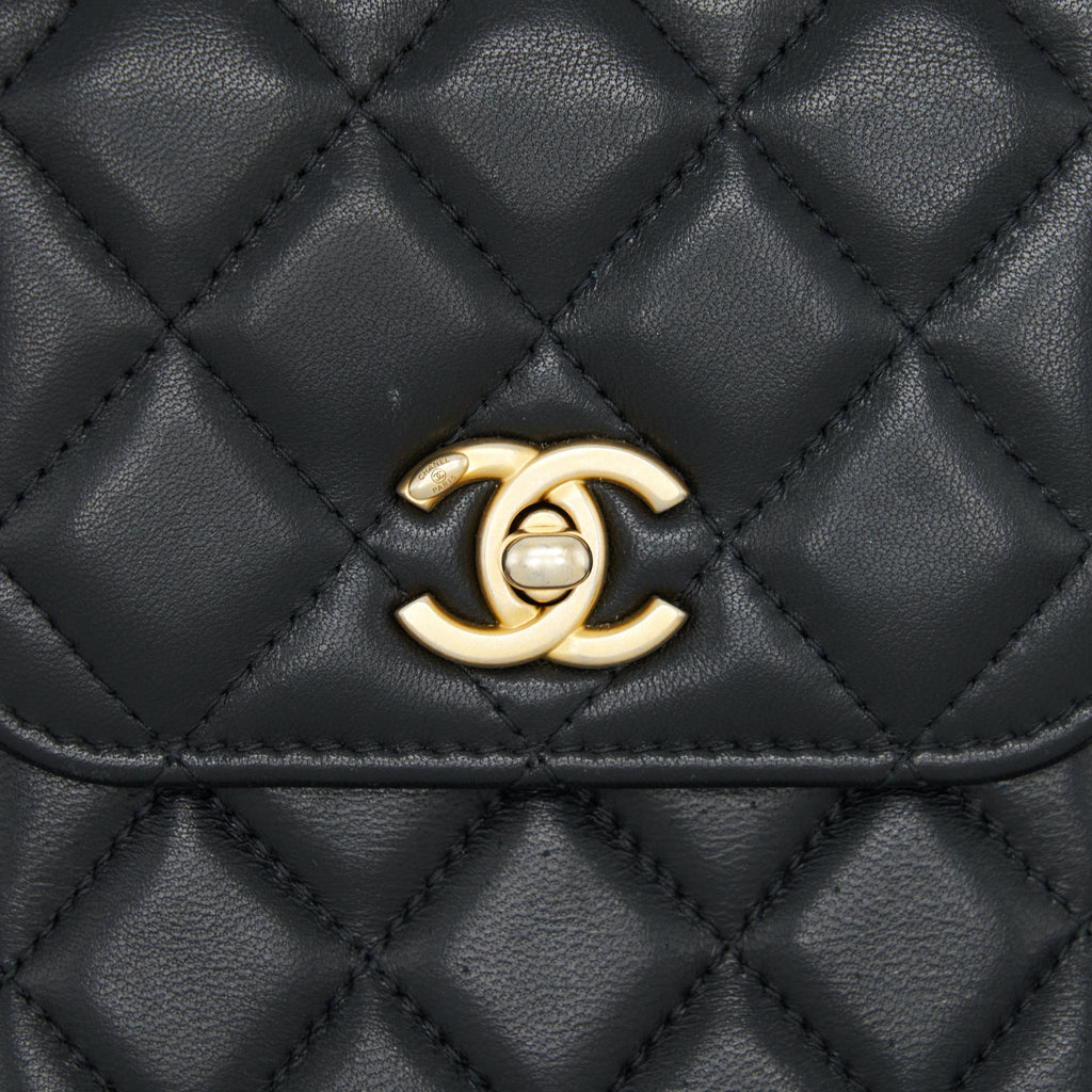 CHANEL PEARL CRUSH PHONE CASE WITH CHAIN LAMBSKIN BLACK GHW