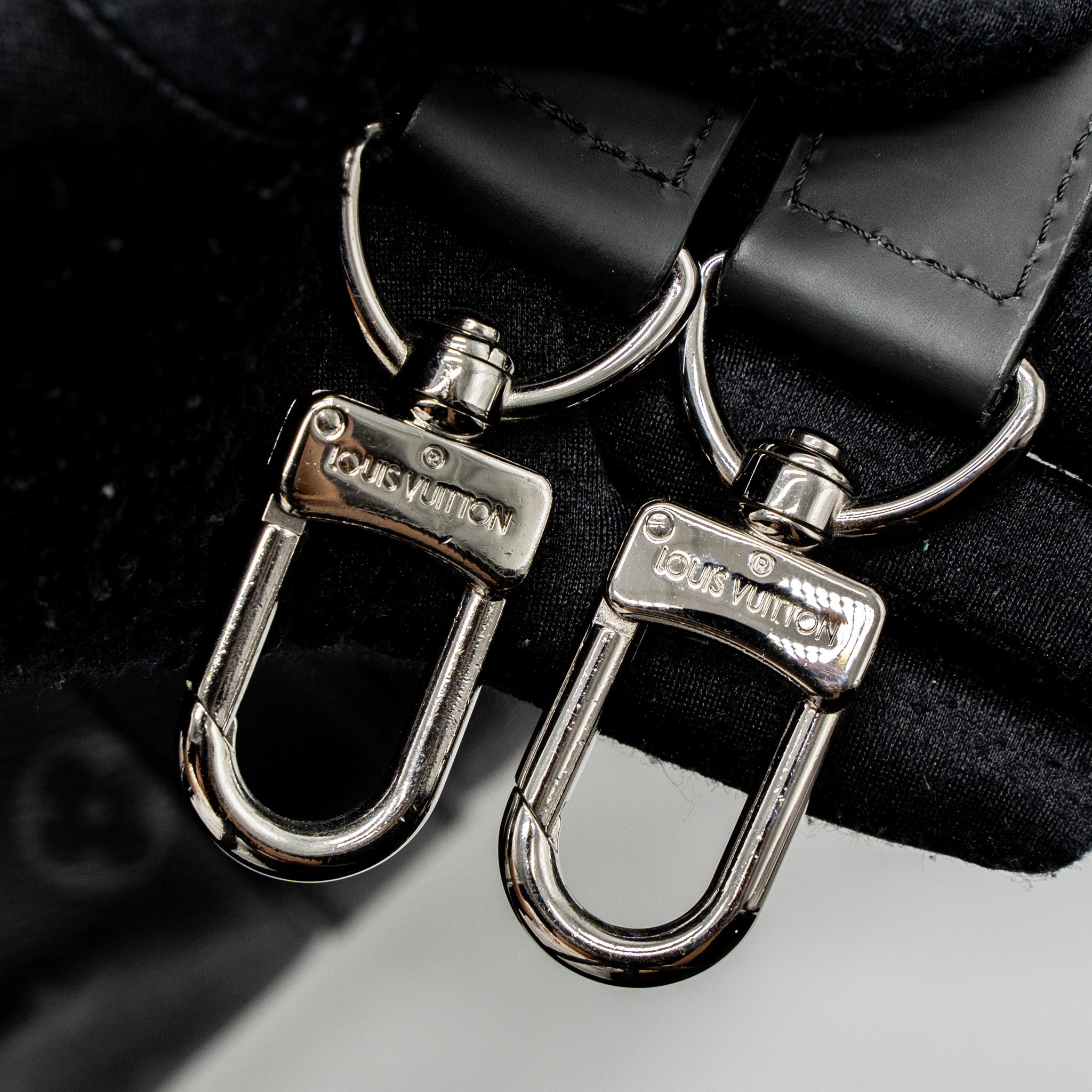 LOUIS VUITTON KEEPALL BANDOULIÈRE 45 MONOGRAM ECLIPSE CANVAS SHW