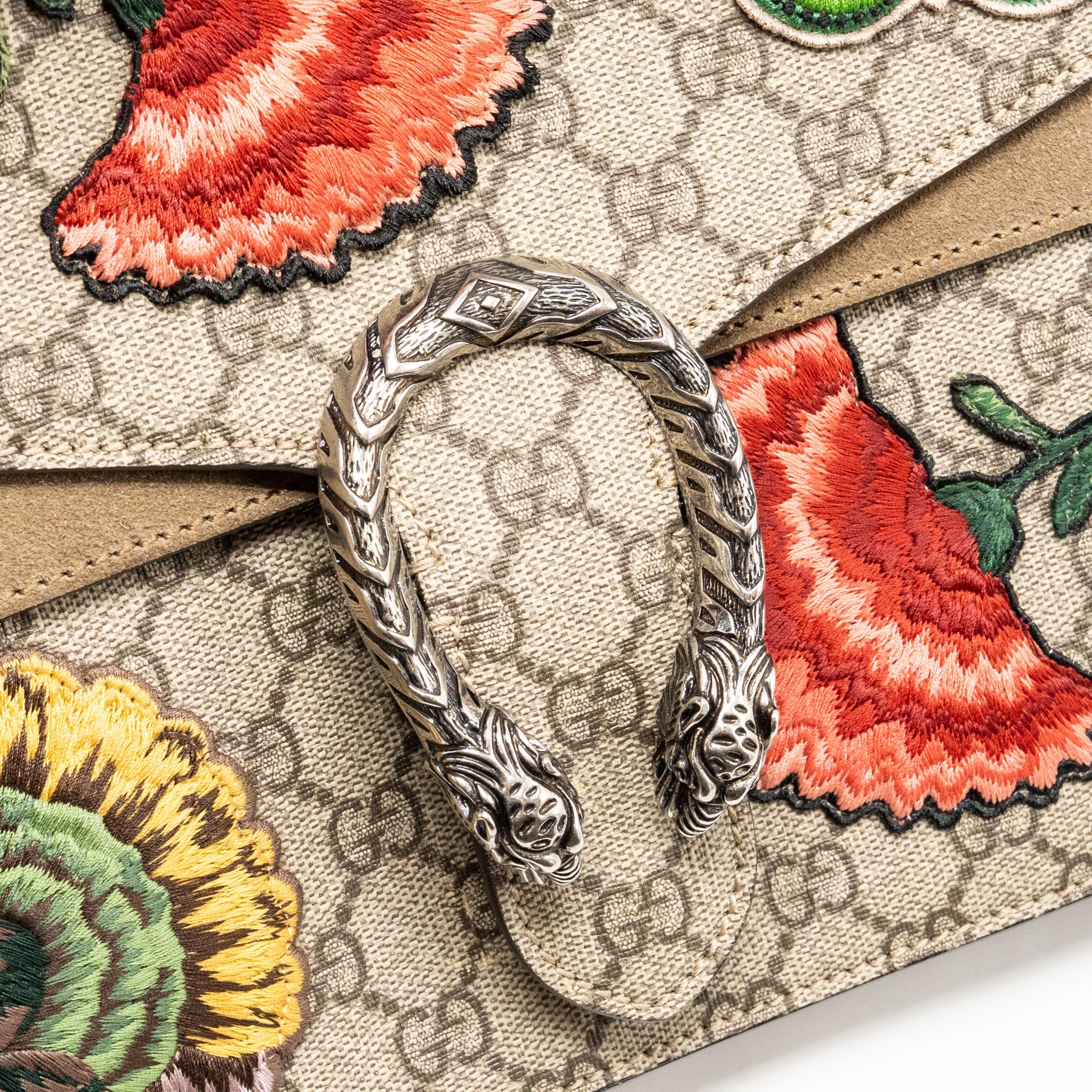 GUCCI MEDIUM EMBROIDERED DIONYSUS SHOULDER BAG GG SUPREME CANVAS/SUEDE LEATHER MULTICOLOUR SHW