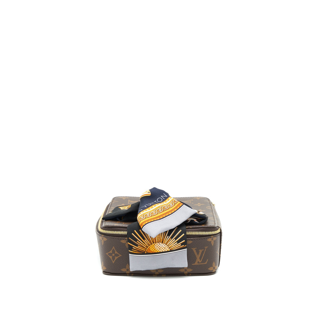 LOUIS VUITTON NICE JEWELLERY CASE WITH AN EXTRA BANDEAU