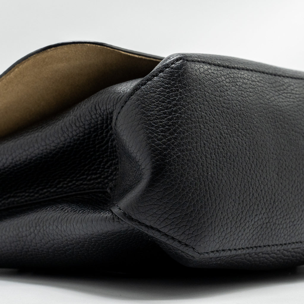 LOUIS VUITTON VOLTA BAG LEATHER BLACK GHW