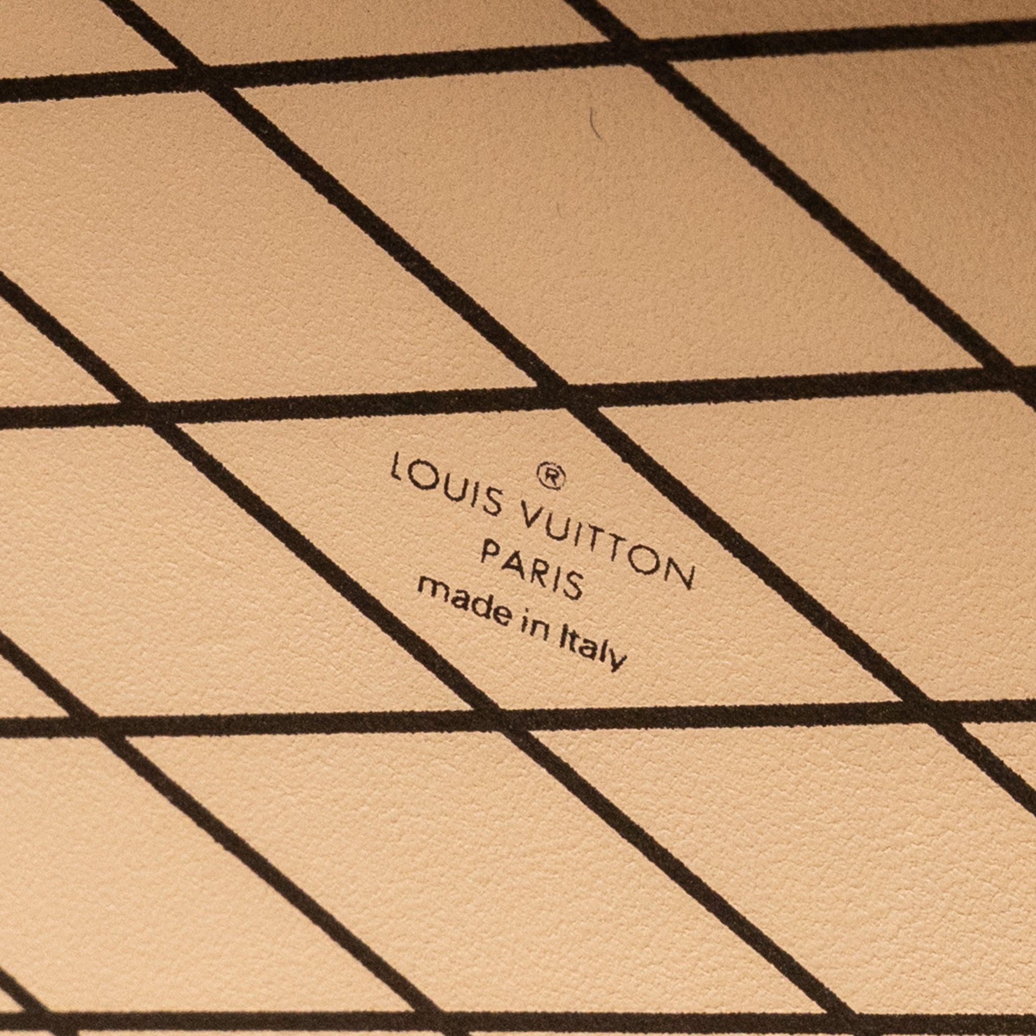 LOUIS VUITTON PETIT MALLE MONOGRAM CANVAS GHW