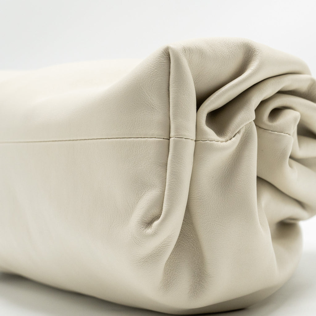 BOTTEGA VENETA THE POUCH CALFSKIN WHITE GHW