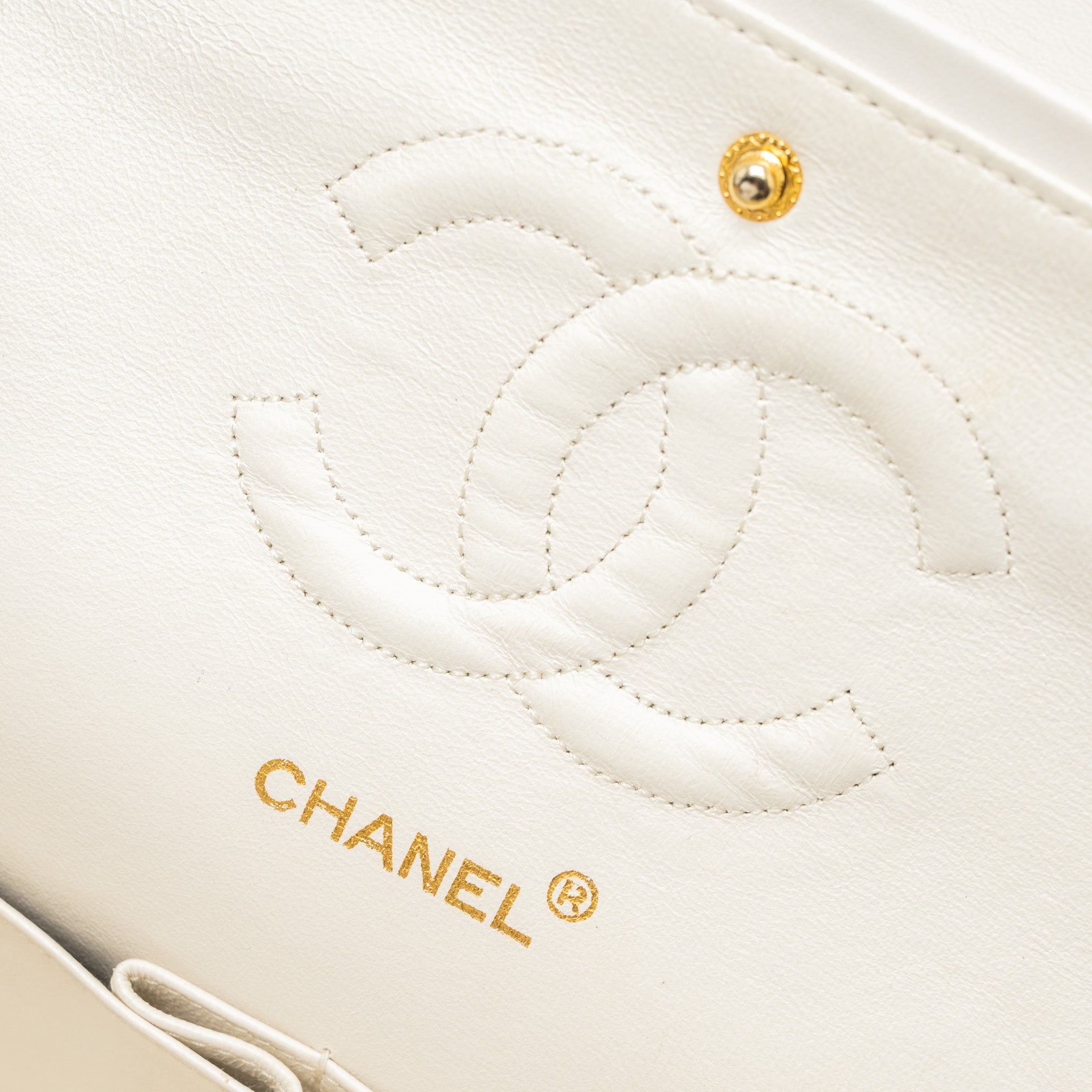 CHANEL VINTAGE MEDIUM CLASSIC DOUBLE FLAP BAG LAMBSKIN WHITE GHW