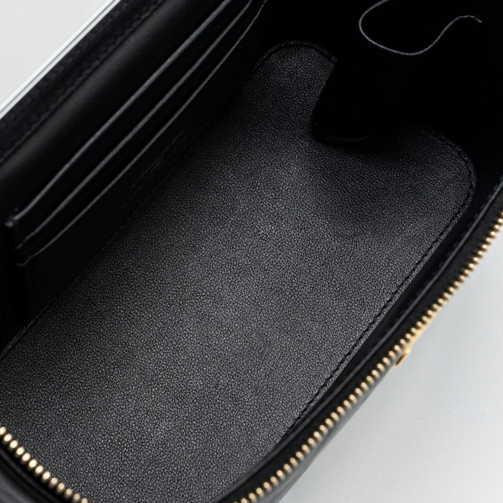 CHANEL TOP HANDLE LONG VANITY LAMBSKIN BLACK GHW (MICROCHIP)