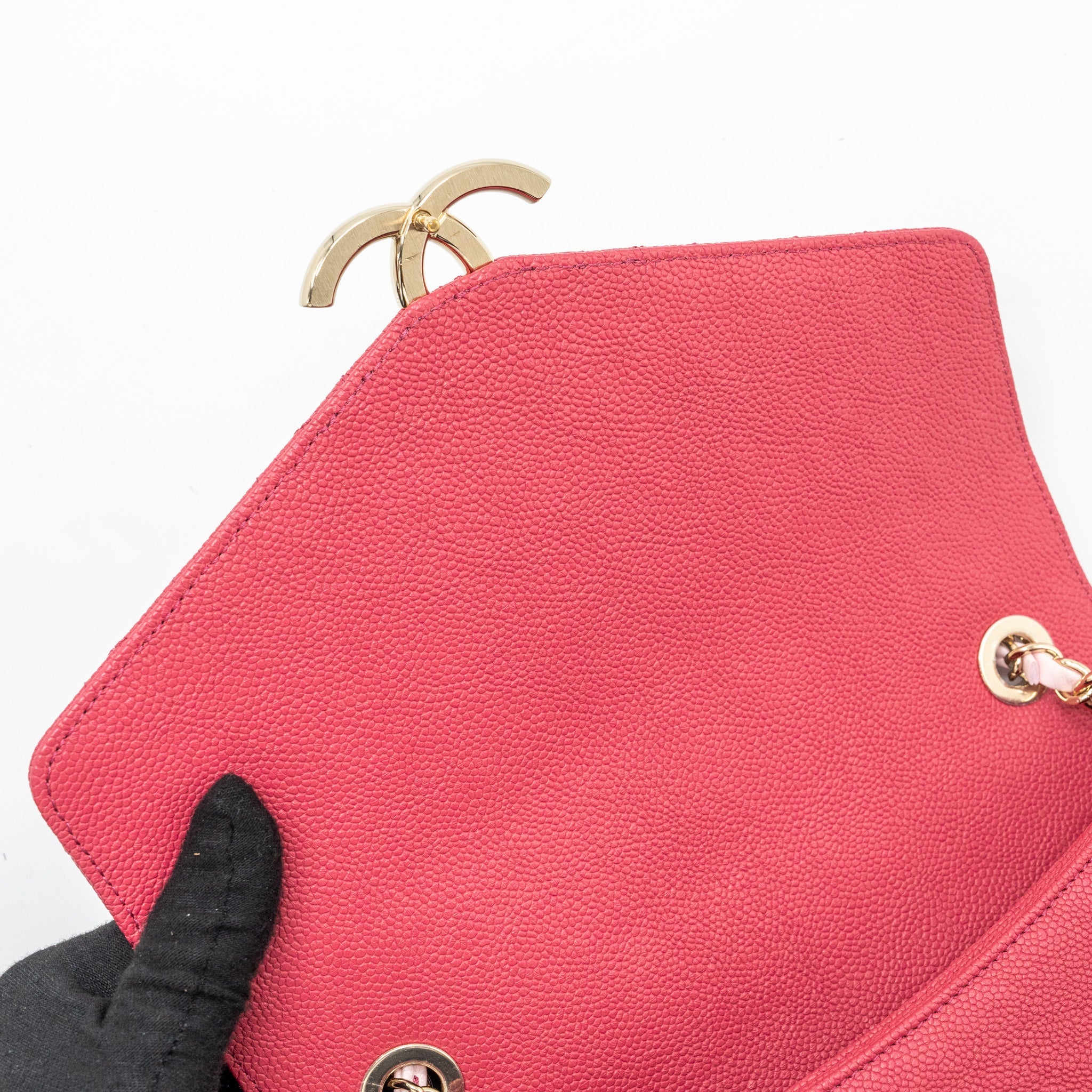CHANEL GIANT CC LOGO MESSENGER BAG GRAINED CALFSKIN PINK LGHW