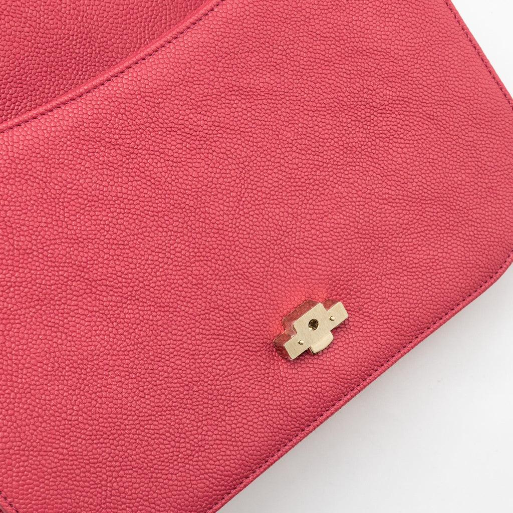 CHANEL GIANT CC LOGO MESSENGER BAG GRAINED CALFSKIN PINK LGHW