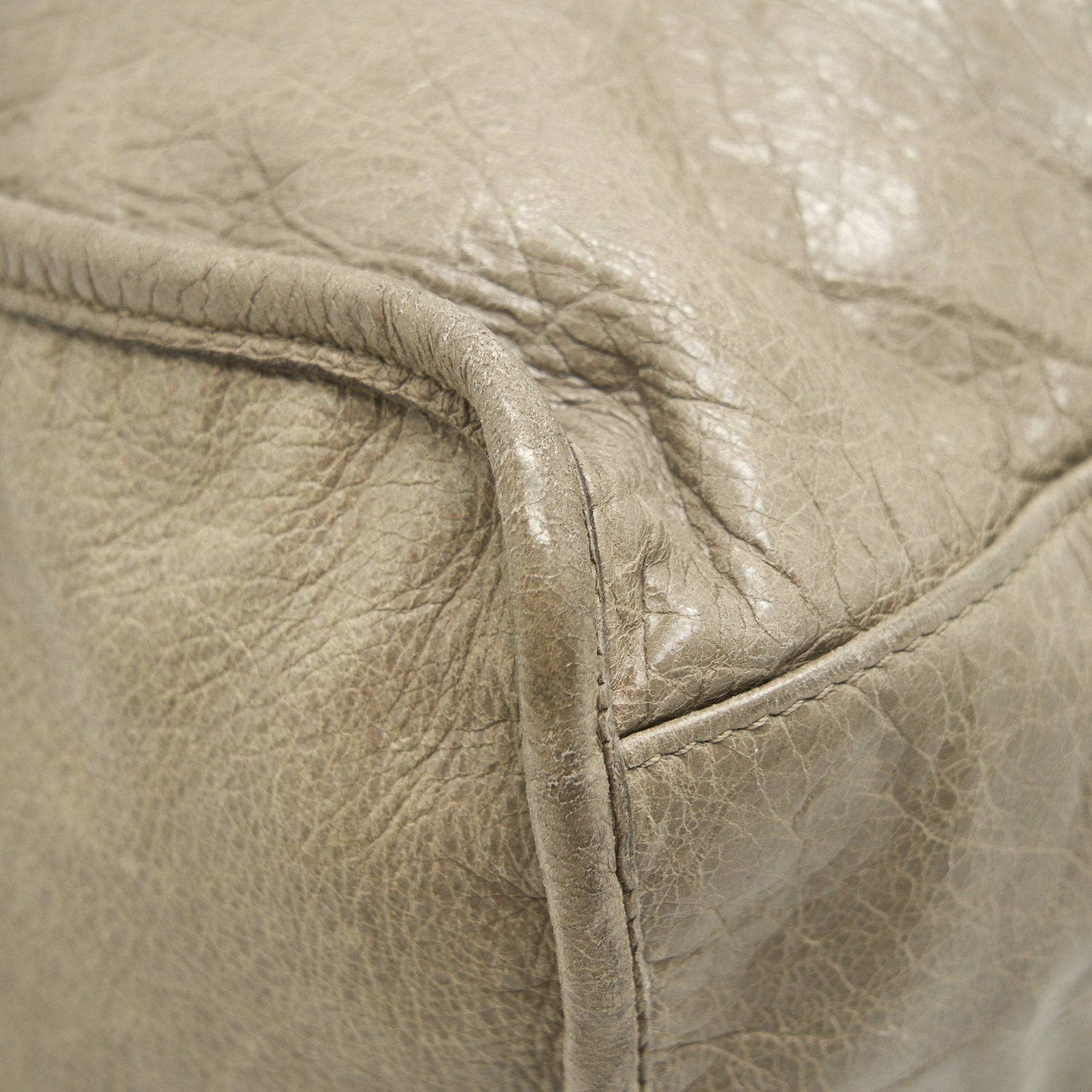 BALENCIAGA CLASSIC CITY BAG GREY