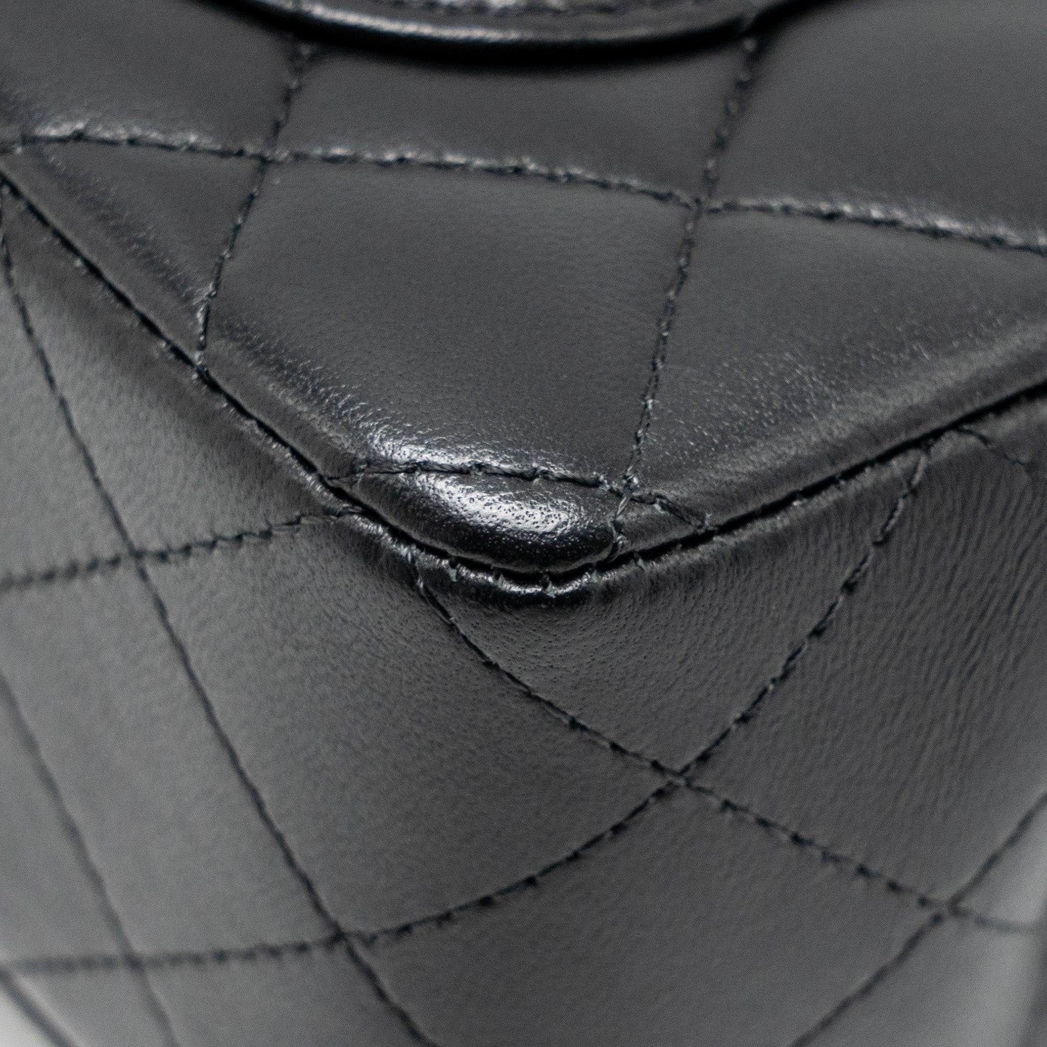 CHANEL TOP HANDLE MINI RECTANGULAR LAMBSKIN BLACK GHW (MICROCHIP)