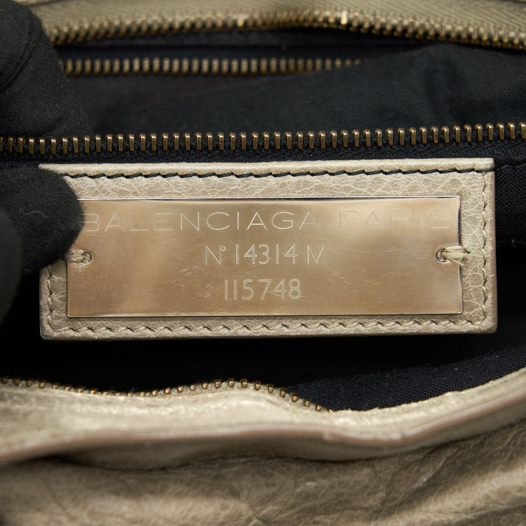 BALENCIAGA CLASSIC CITY BAG GREY