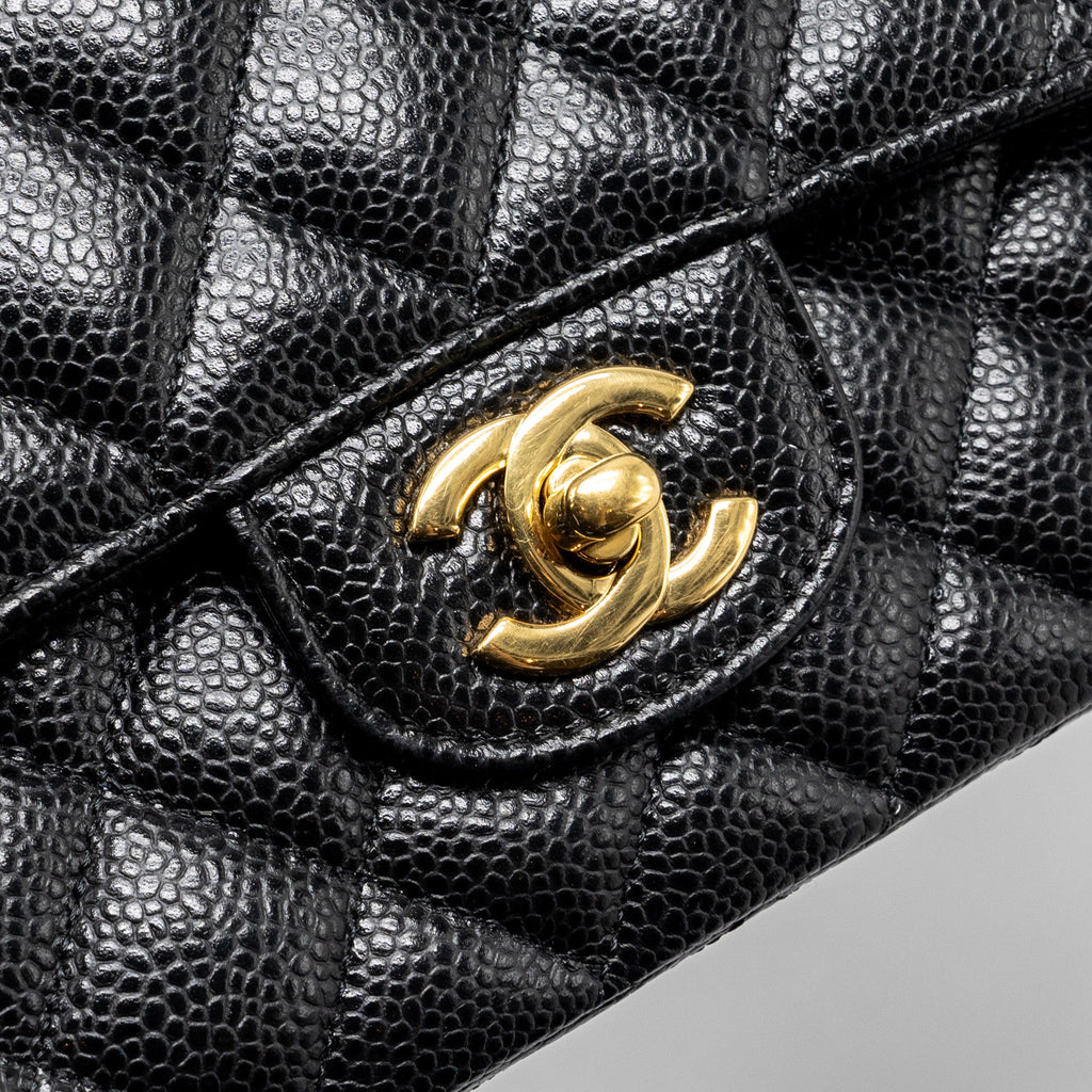 CHANEL MEDIUM CLASSIC DOUBLE FLAP BAG CAVIAR BLACK GHW