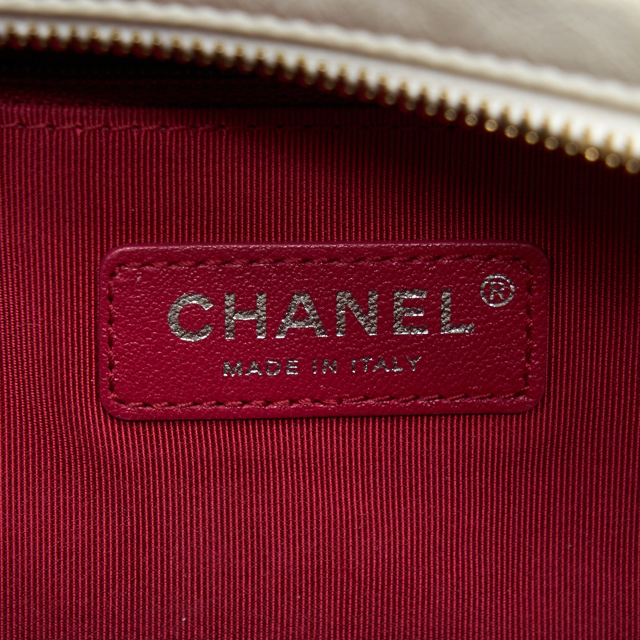 CHANEL LARGE GABRIELLE HOBO BAG WHITE/BLACK MULTICOLOUR HARDWARE