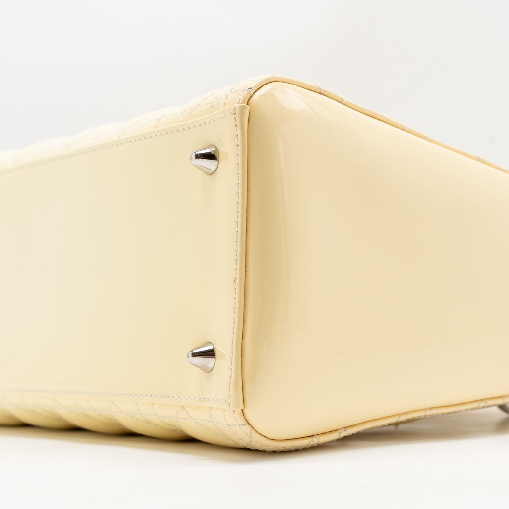 DIOR MEDIUM LADY DIOR PATENT LIGHT YELLOW SHW