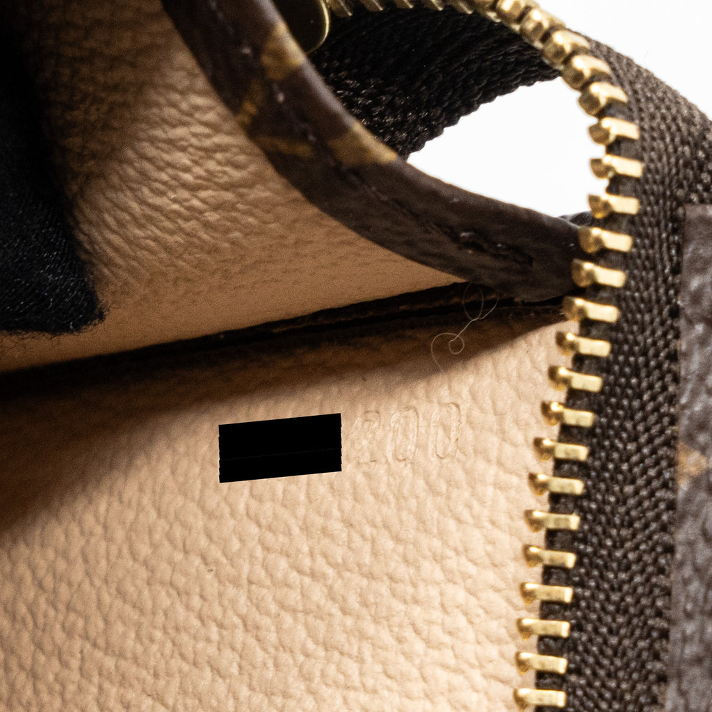 LOUIS VUITTON TOILETRY POUCH 19 MONOGRAM CANVAS GHW