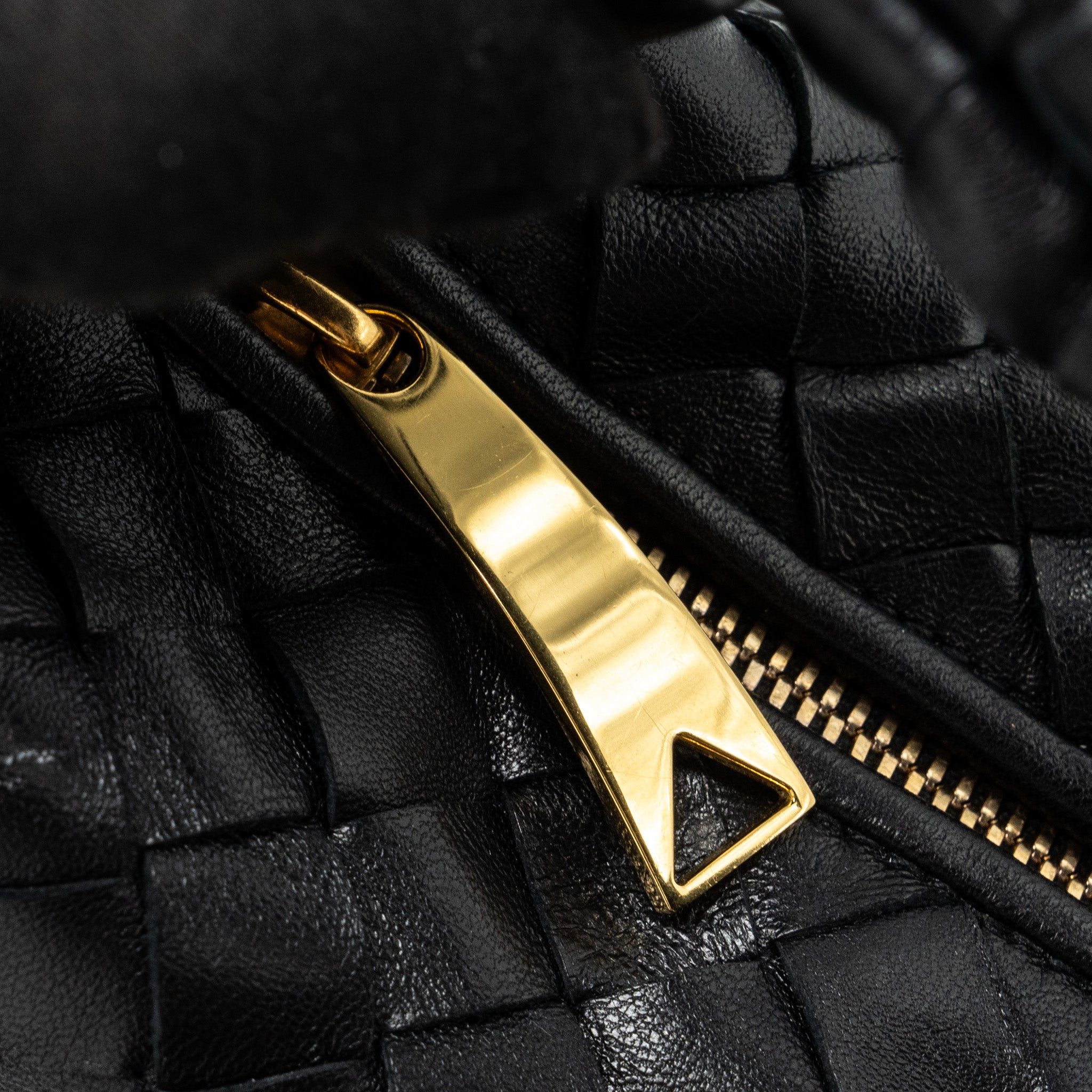 BOTTEGA VENETA MINI JODIE CHAIN BAG LAMBSKIN BLACK GHW