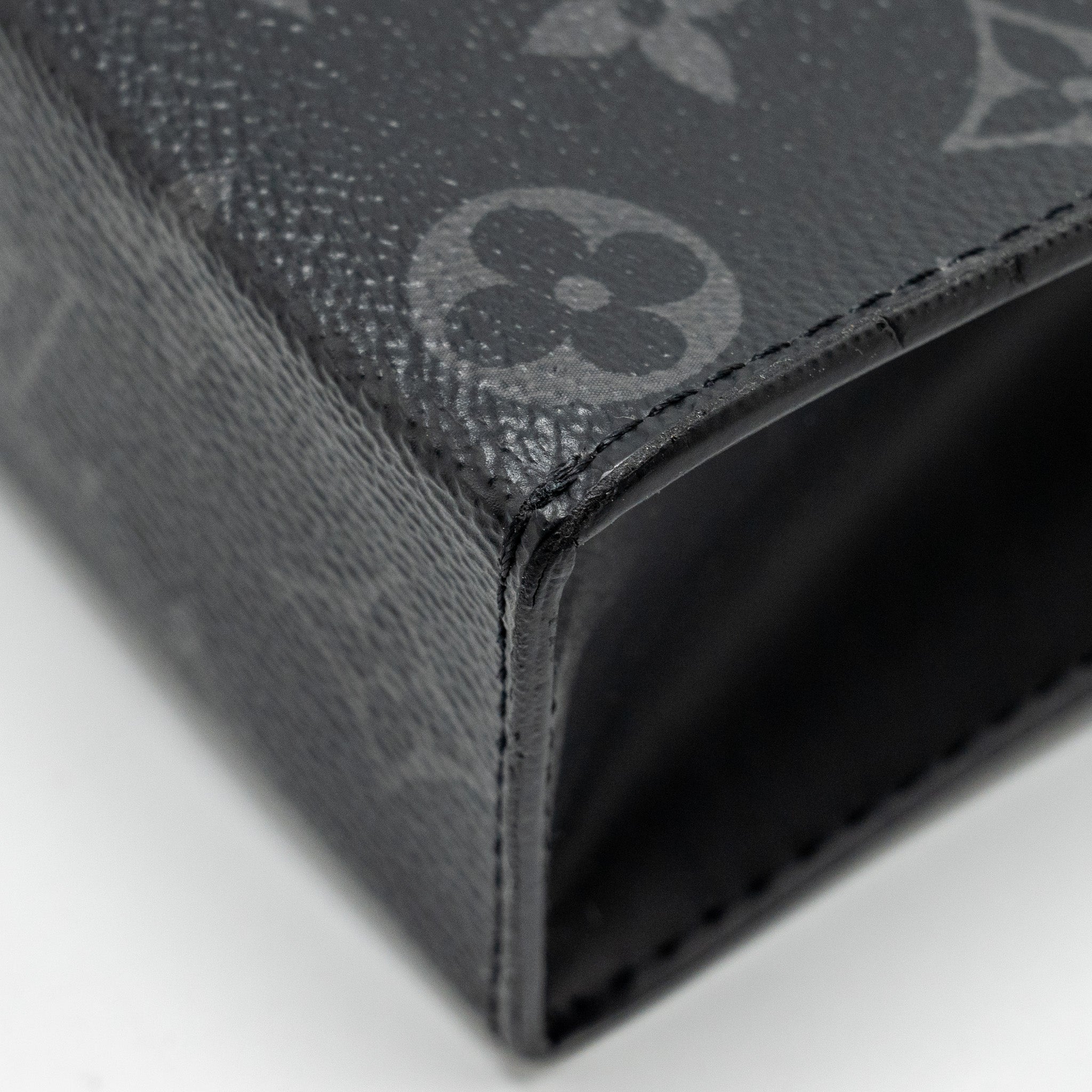 LOUIS VUITTON POCHETTE VOYAGE MONOGRAM CANVAS BLACK SHW