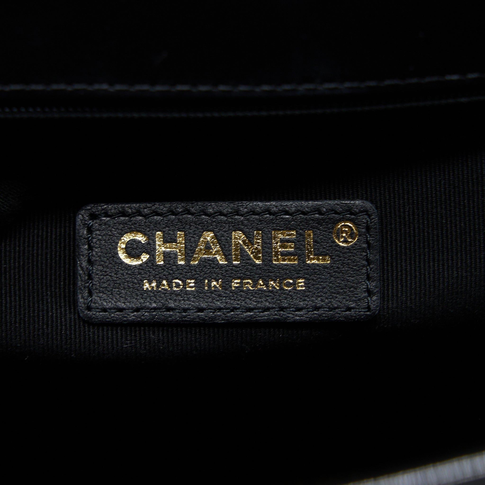 CHANEL 22K LARGE BACKPACK PATENT BLACK BRUSHED GHW (MICROCHIP)