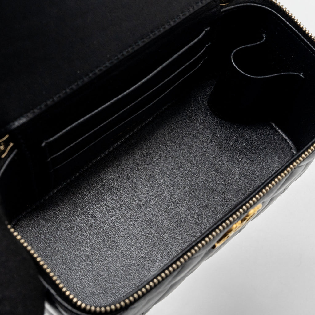 CHANEL 22K GOLD PILLAR LONG VANITY WITH ADJUSTABLE CHAIN LAMBSKIN BLACK GHW (MICROCHIP)