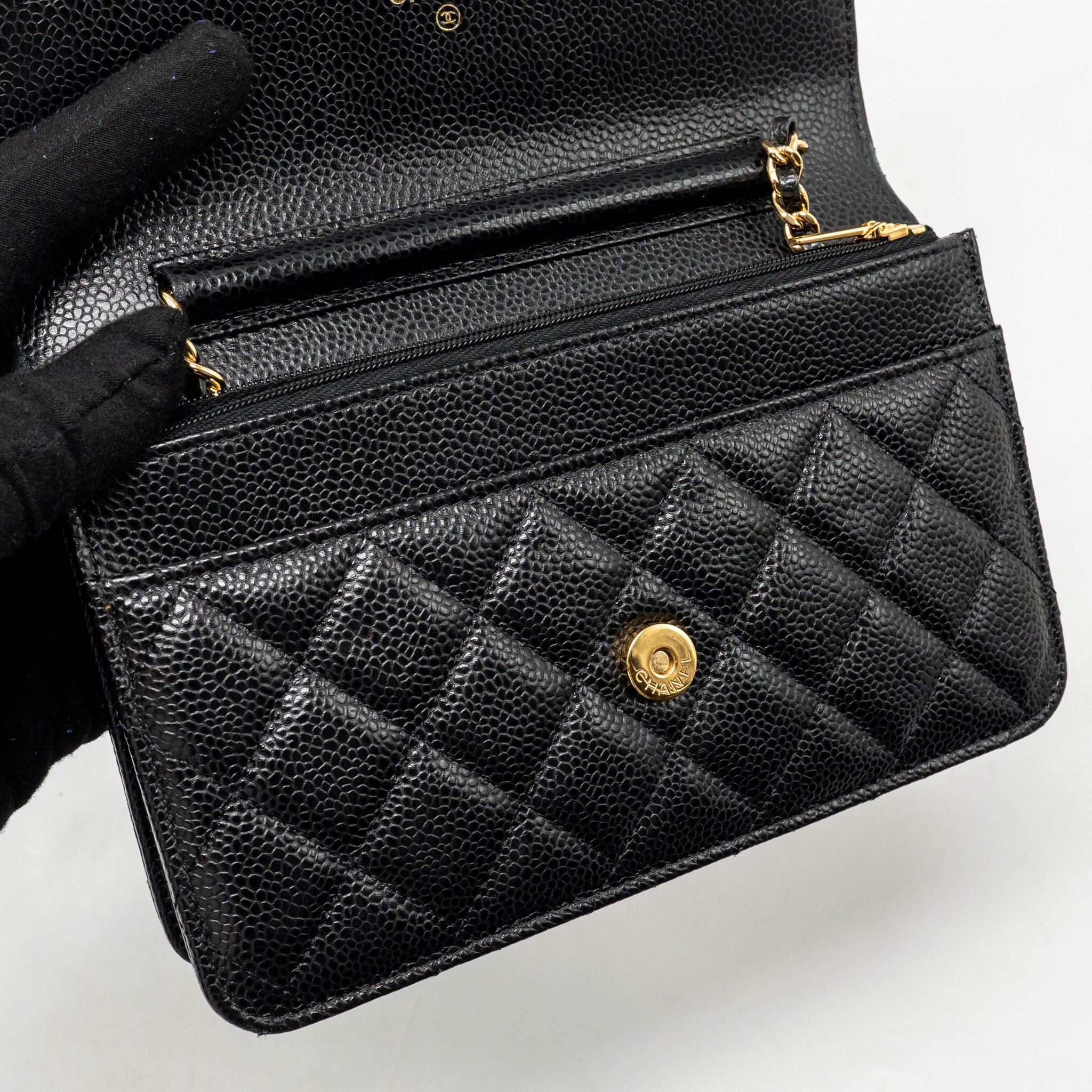 CHANEL CLASSIC WALLET ON CHAIN CAVIAR BLACK GHW