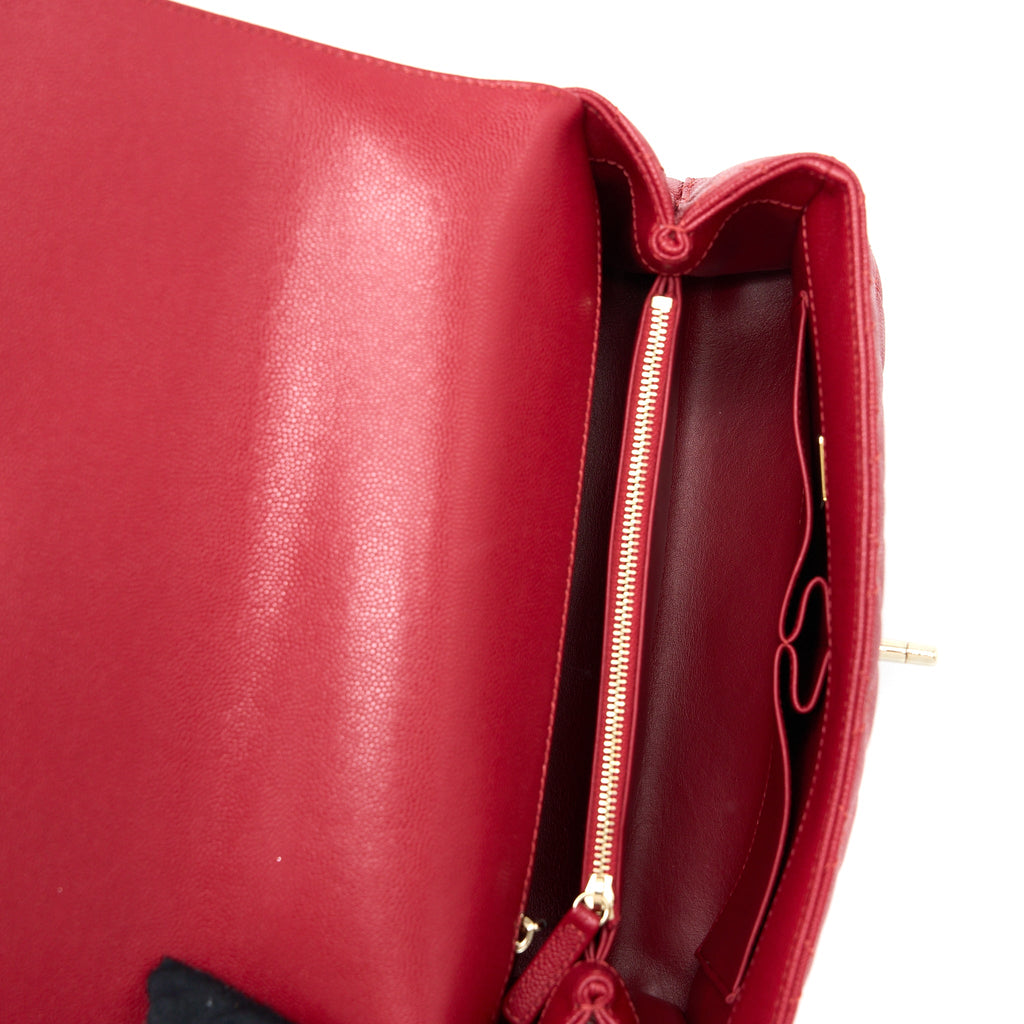 CHANEL MEDIUM COCO HANDLE CAVIAR RED LGHW (MICROCHIP)
