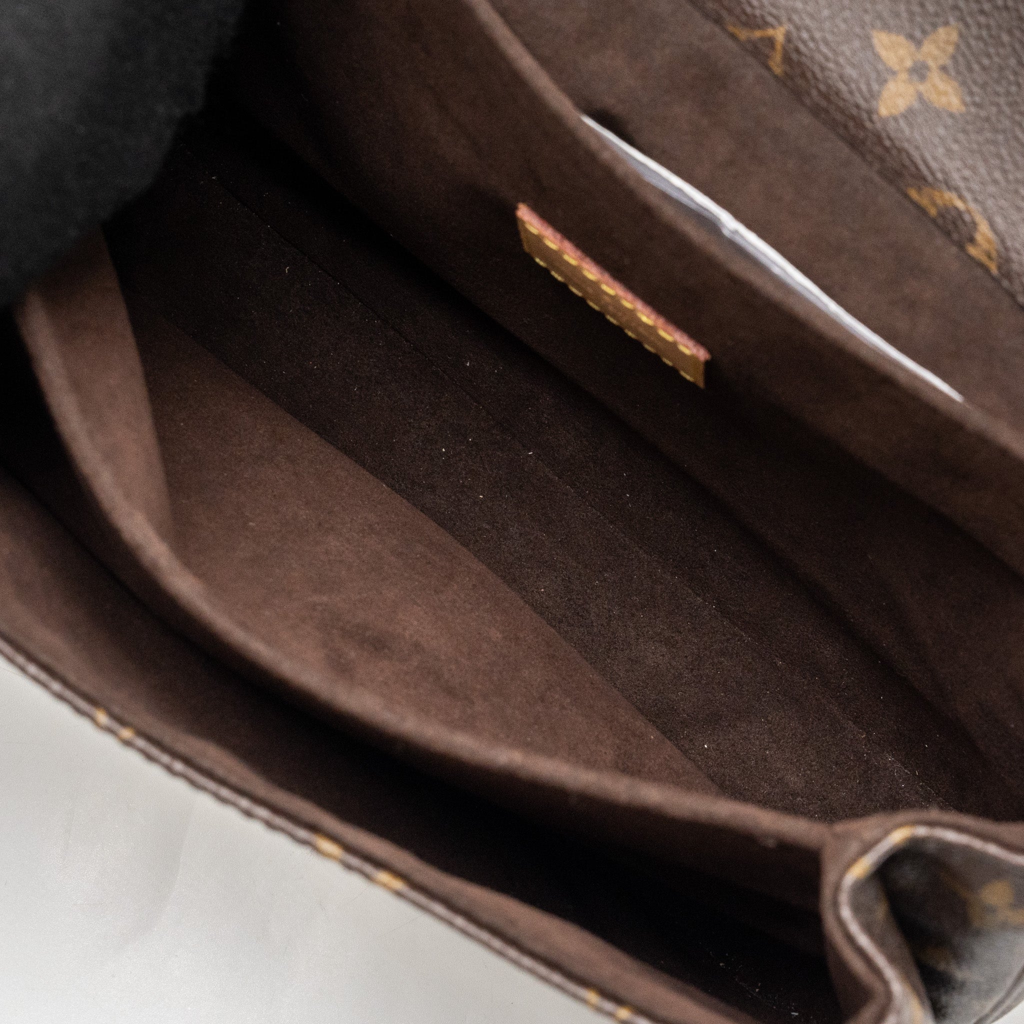 LOUIS VUITTON POCHETTE MÉTIS MONOGRAM CANVAS WITH GHW