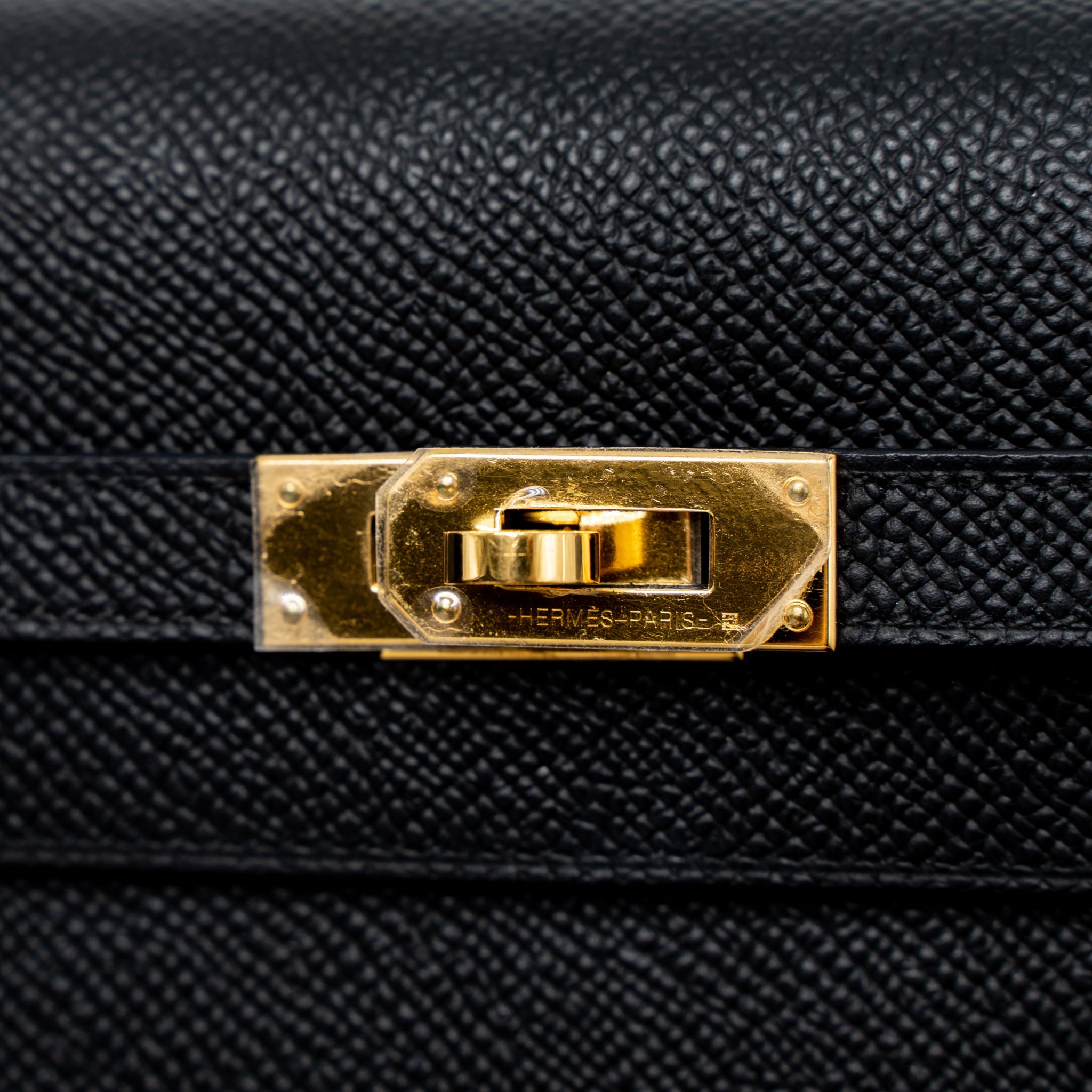 HERMES CLASSIC KELLY TO GO EPSOM BLACK GHW