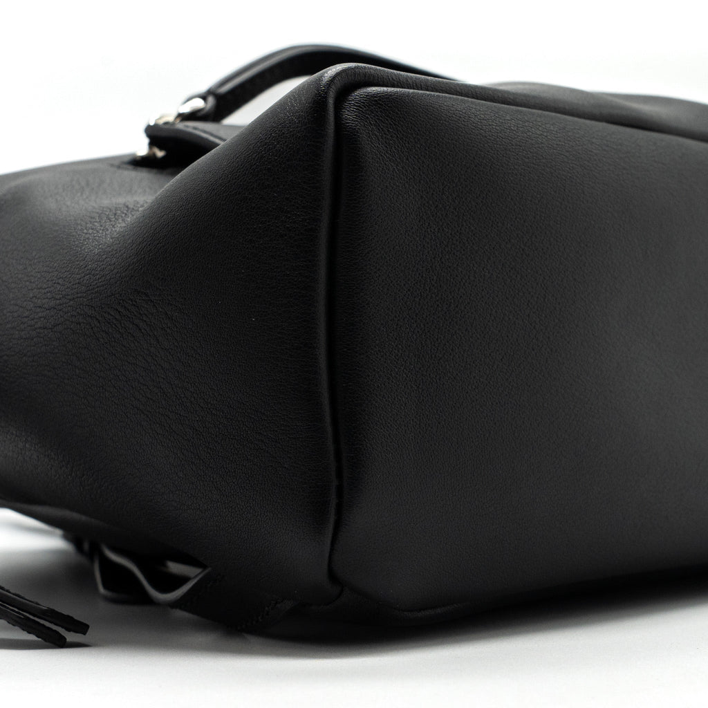 FENDI BY THE WAY BACKPACK LEATHER CRYSTAL BLACK SHW