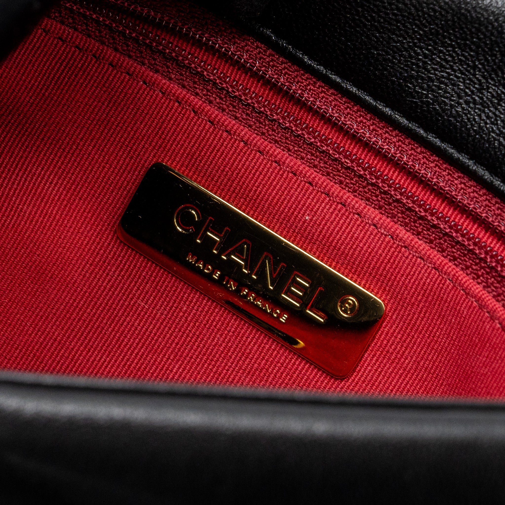 CHANEL MEDIUM 19 BAG LAMBSKIN BLACK MULTICOLOUR HARDWARE(MICROCHIP)