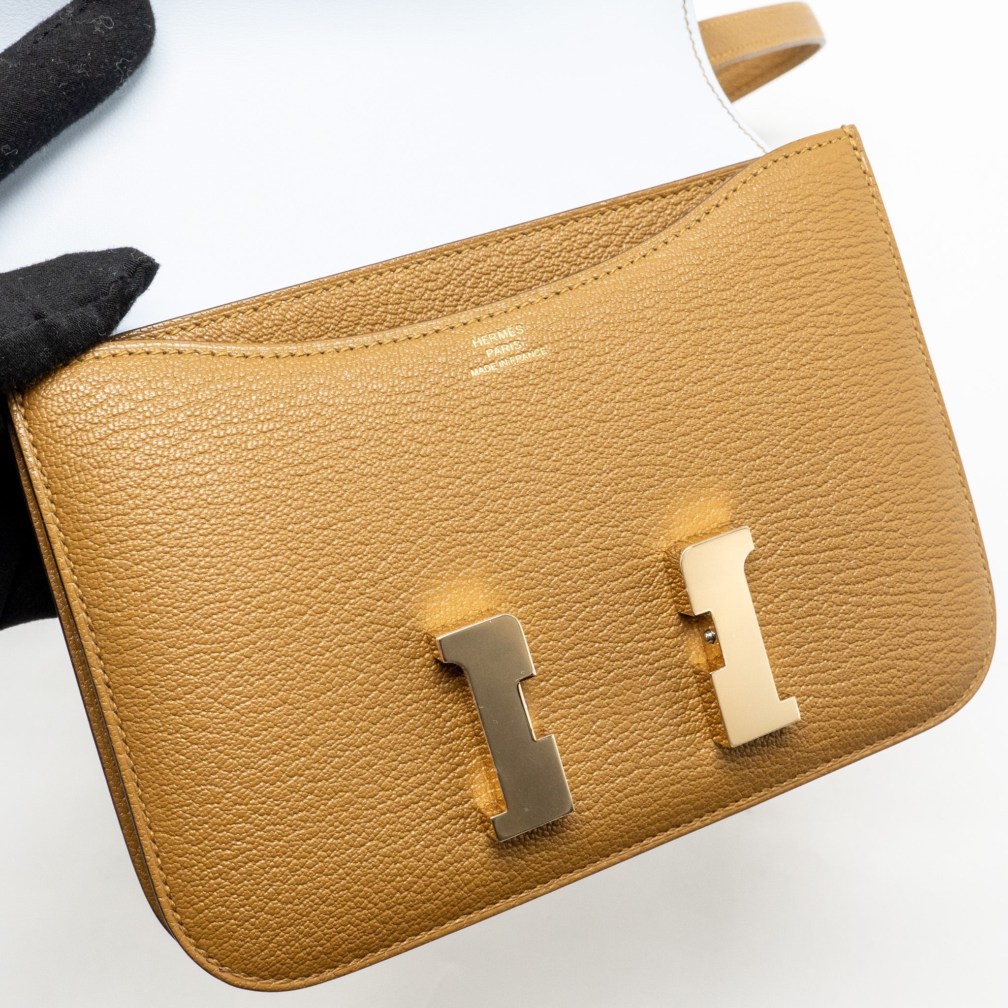 HERMES MINI CONSTANCE CHEVRE MYSORE KRAFT/BLEU BRUME GHW
