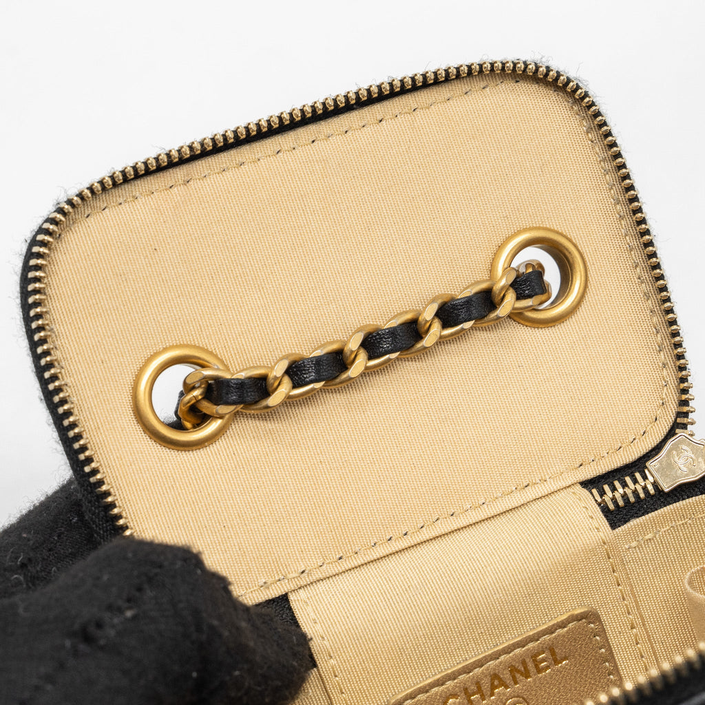 CHANEL PEARL CRUSH MINI VANITY WITH CHAIN LAMBSKIN BLACK WITH GHW