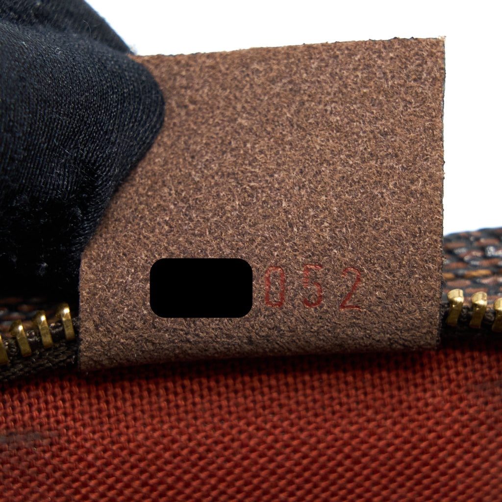 LOUIS VUITTON MINI CLUTCH DAMIER EBENE CANVAS GHW